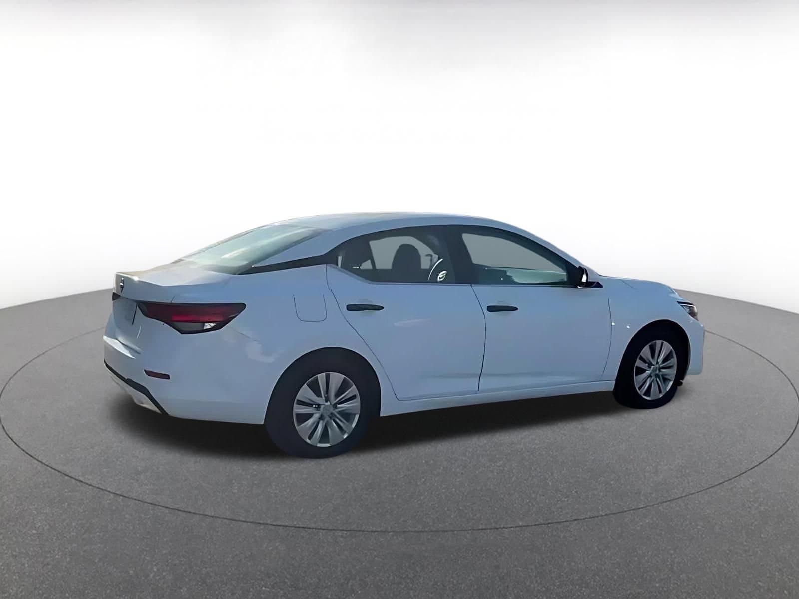 Thumbnail: 2025 Nissan Sentra - 13