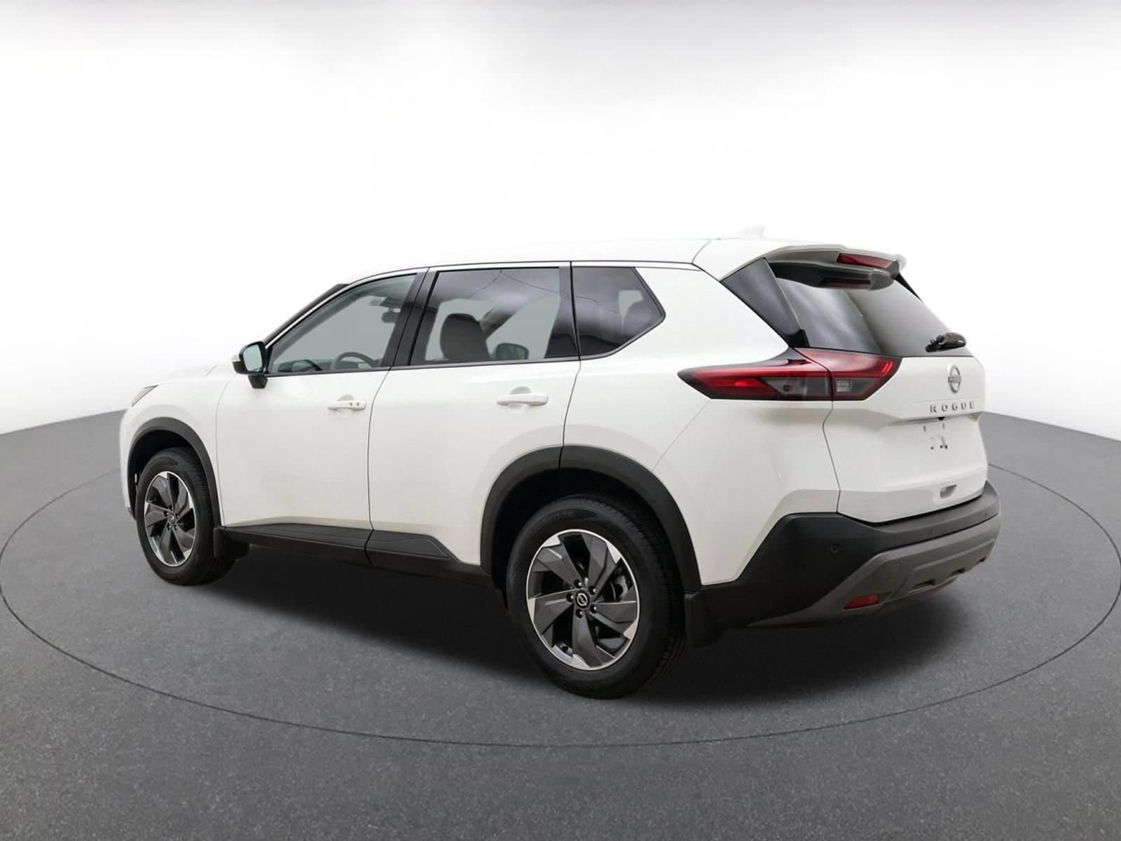 Thumbnail: 2025 Nissan Rogue - 6