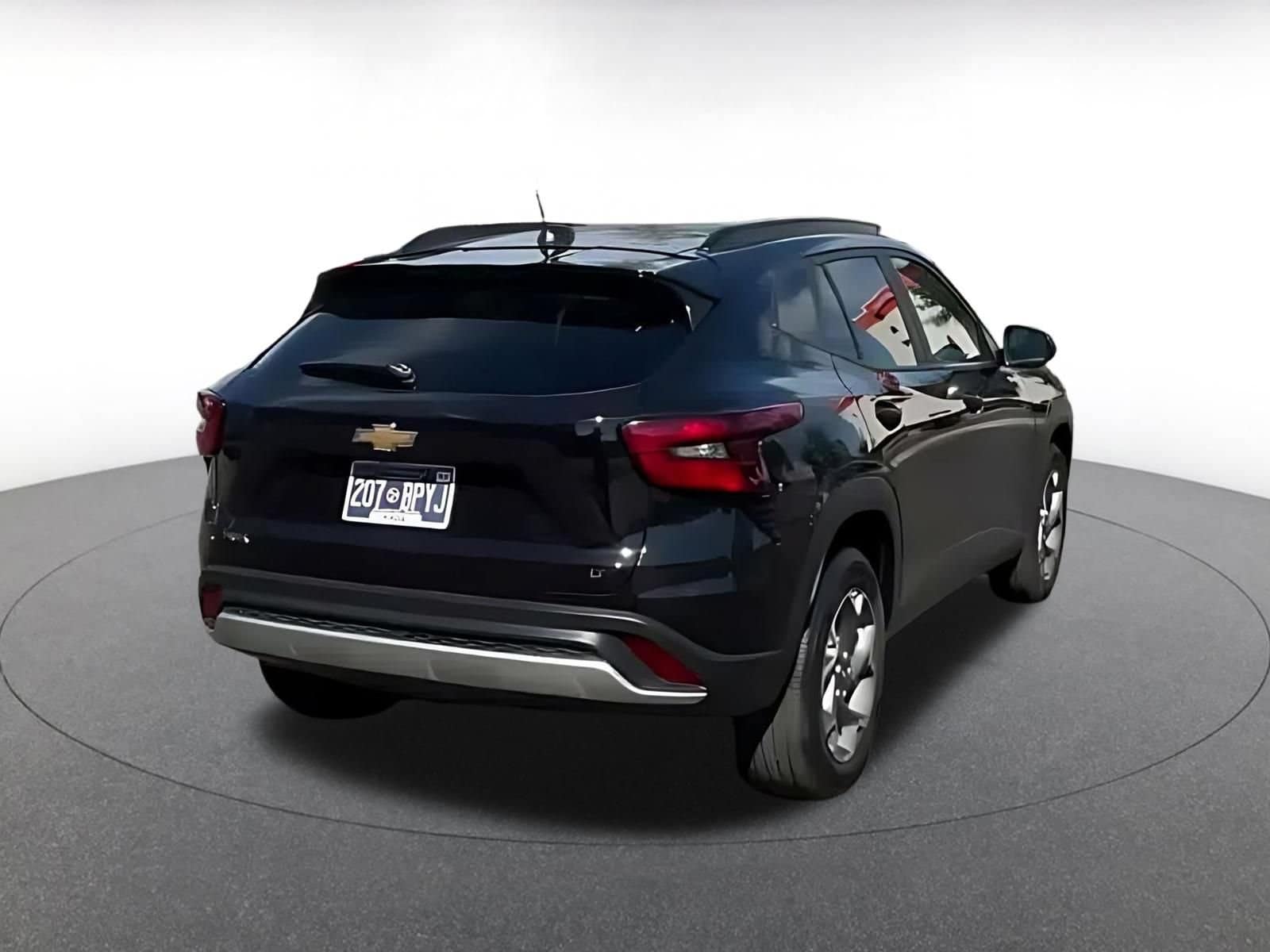 Thumbnail: 2025 Chevrolet Trax - 13