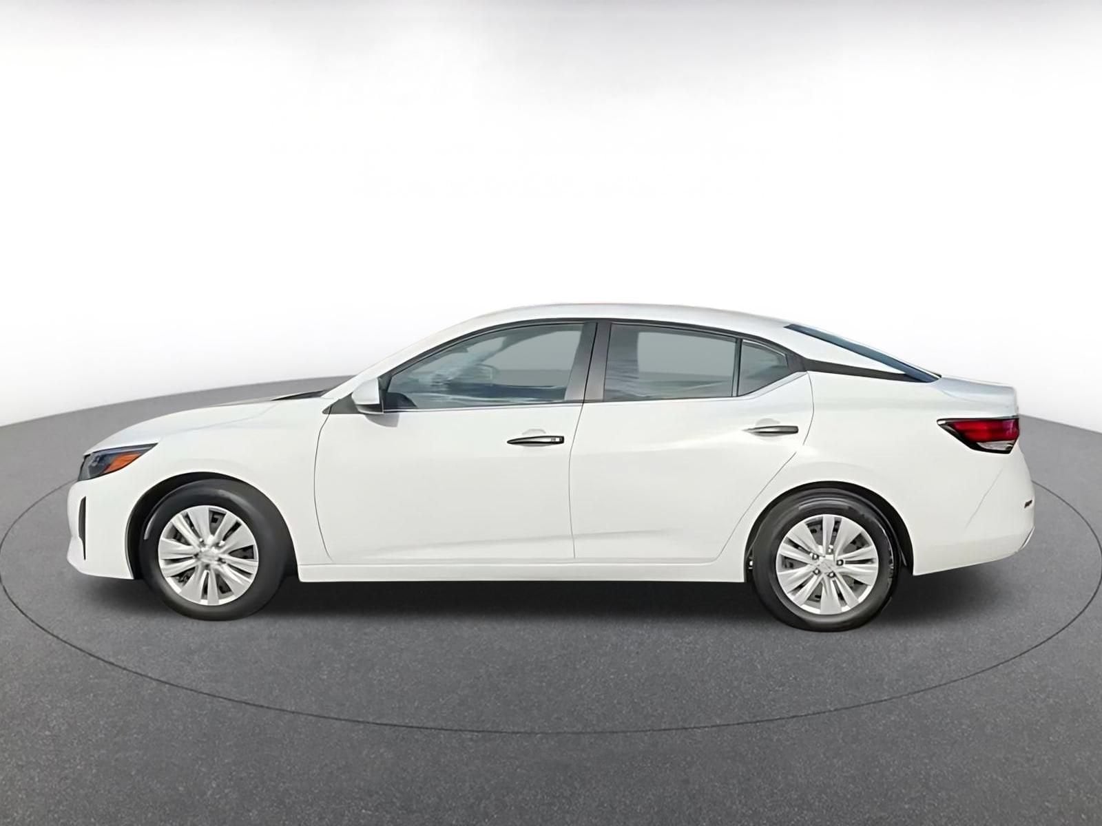 Thumbnail: 2025 Nissan Sentra - 7