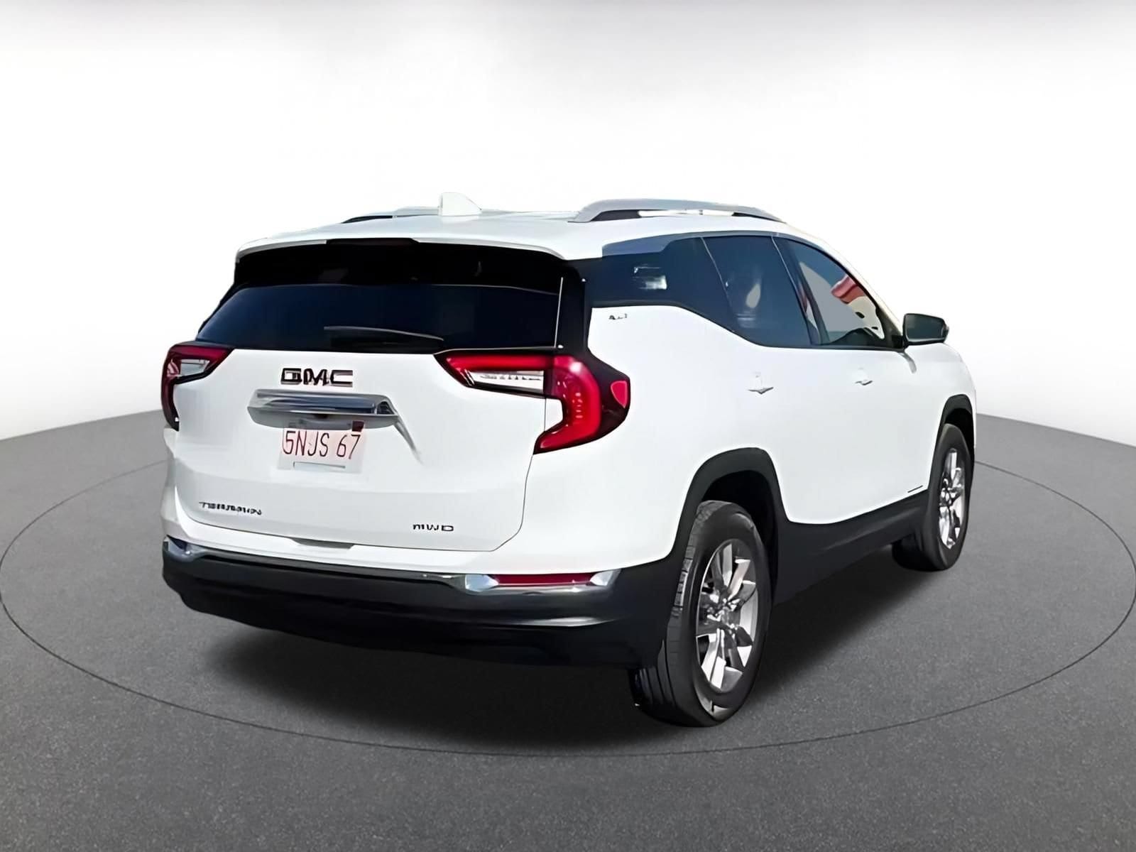 Thumbnail: 2024 GMC Terrain - 14