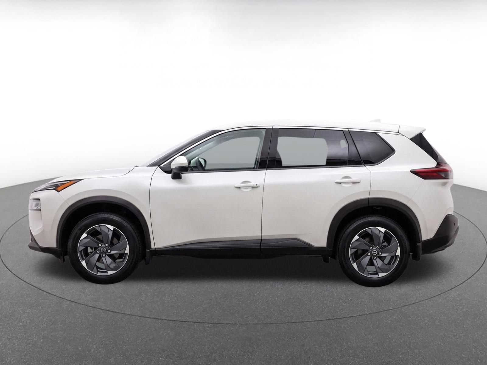 Thumbnail: 2025 Nissan Rogue - 4