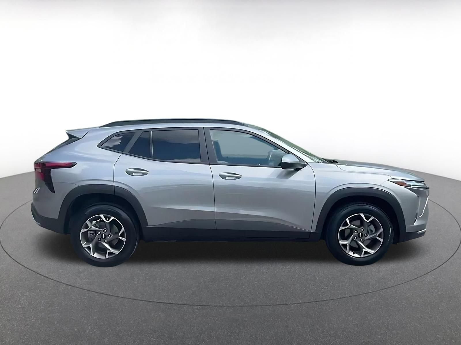 Thumbnail: 2025 Chevrolet Trax - 15