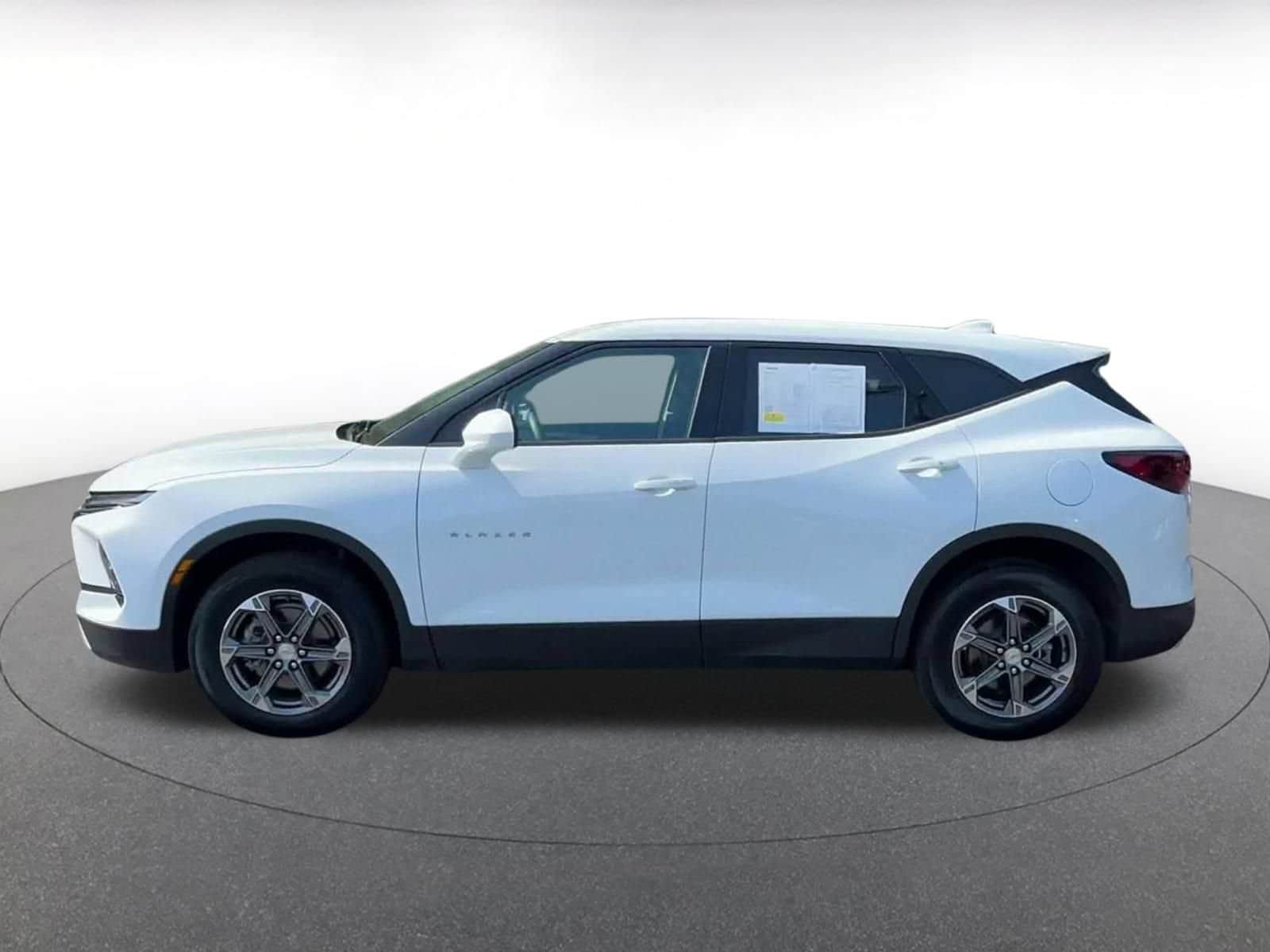 Thumbnail: 2026 Chevrolet Blazer - 8