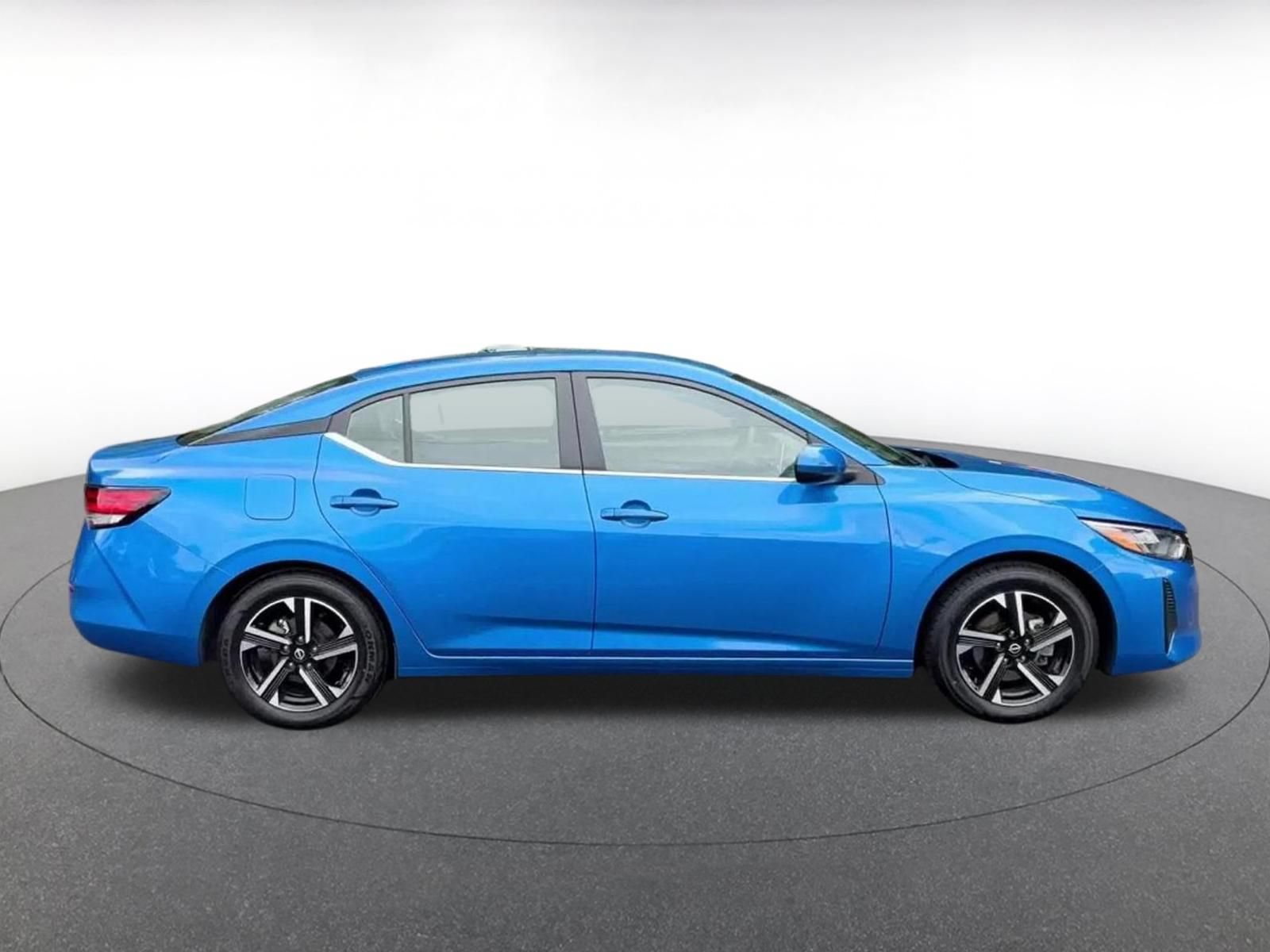 Thumbnail: 2025 Nissan Sentra - 15