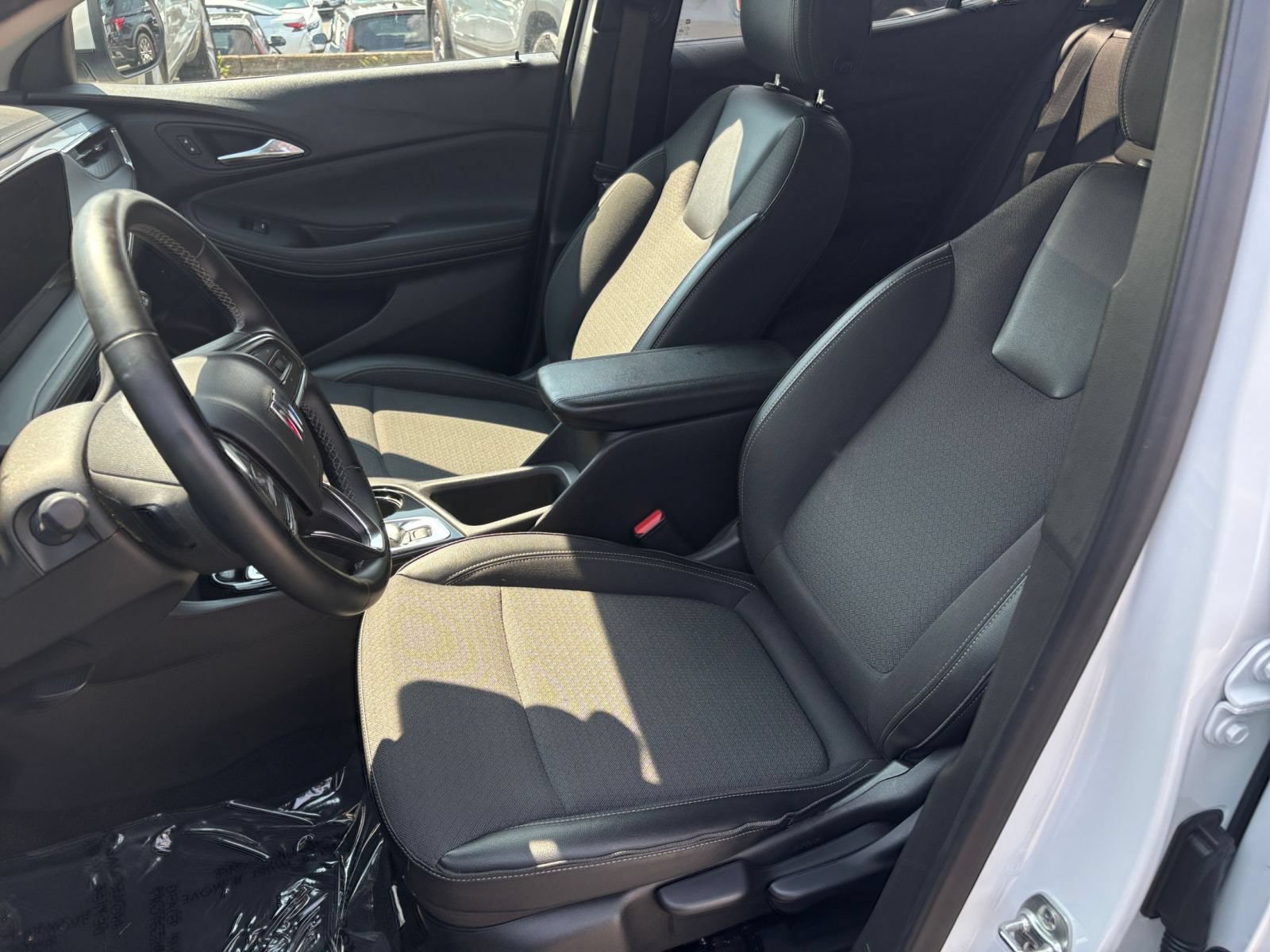 Thumbnail: 2025 Buick Encore GX - 34