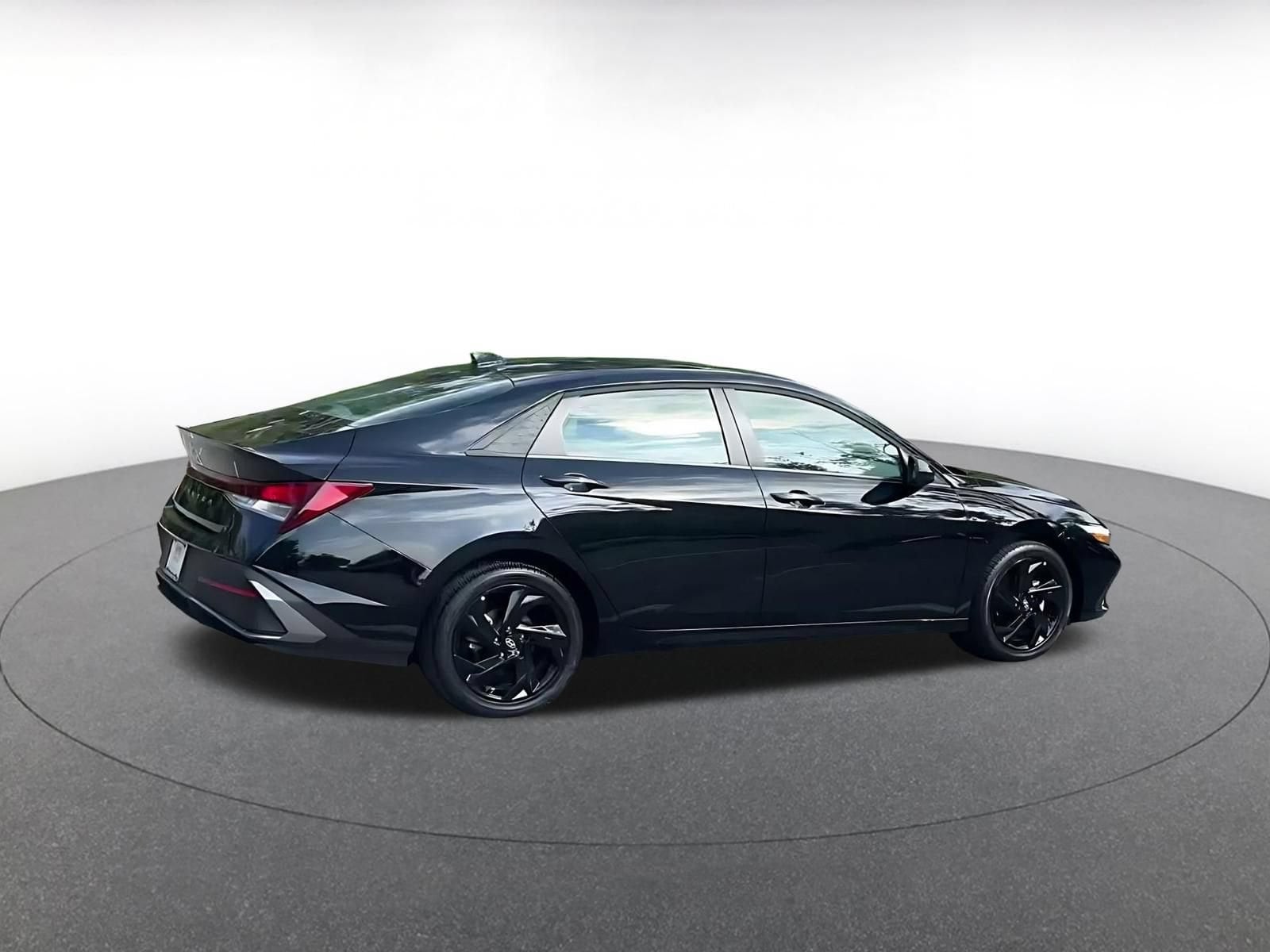 Thumbnail: 2026 Hyundai Elantra - 13