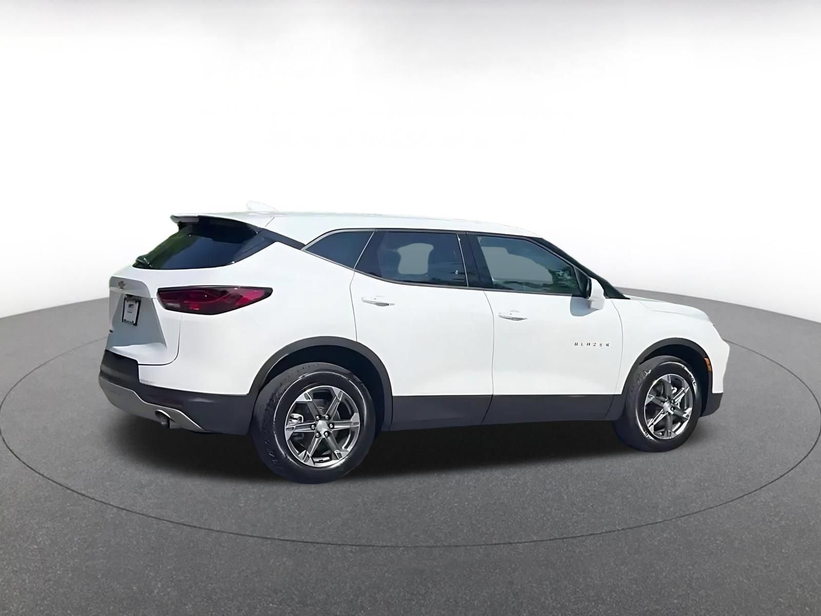 Thumbnail: 2026 Chevrolet Blazer - 14