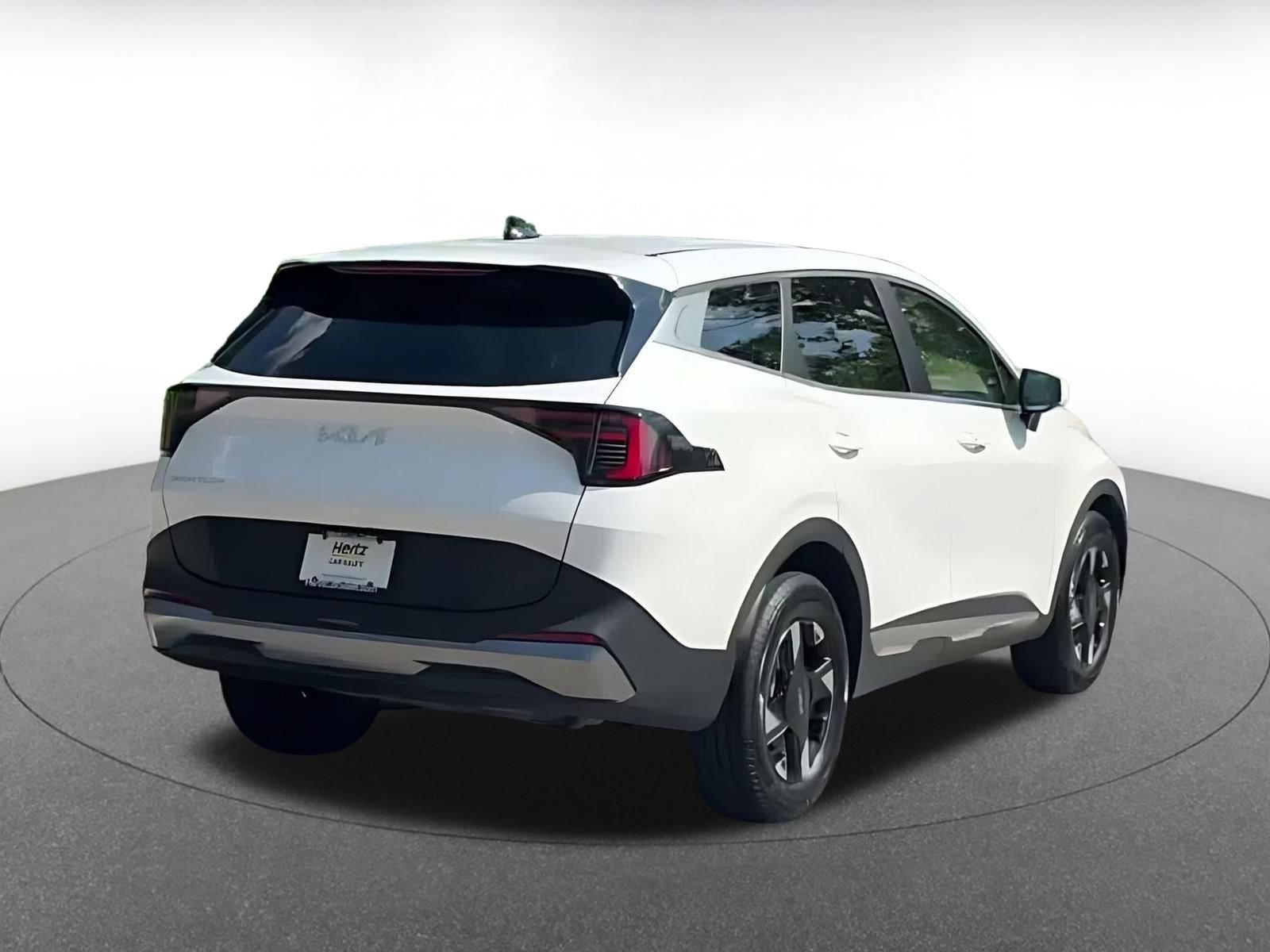 Thumbnail: 2026 Kia Sportage - 13