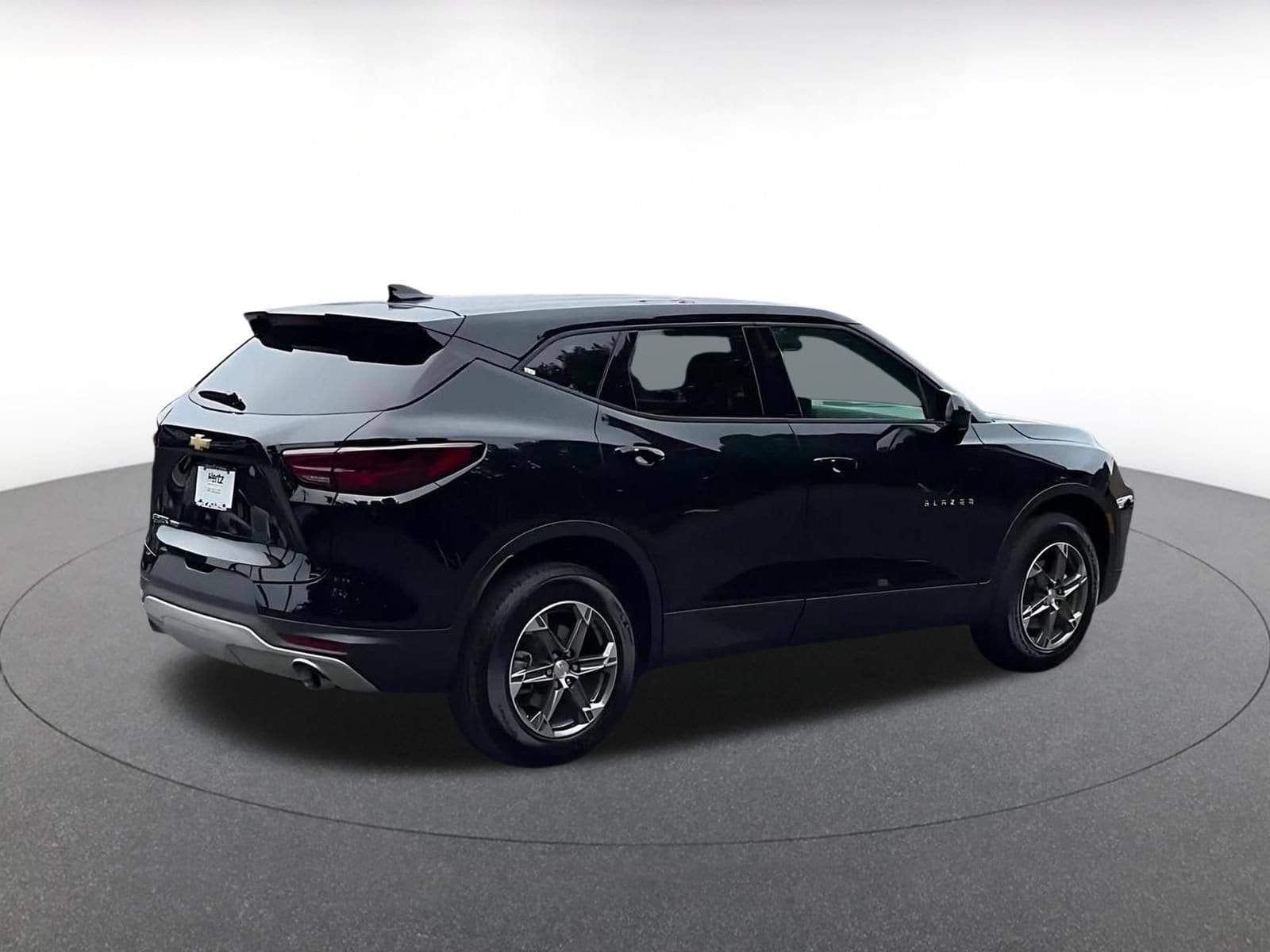 Thumbnail: 2026 Chevrolet Blazer - 13