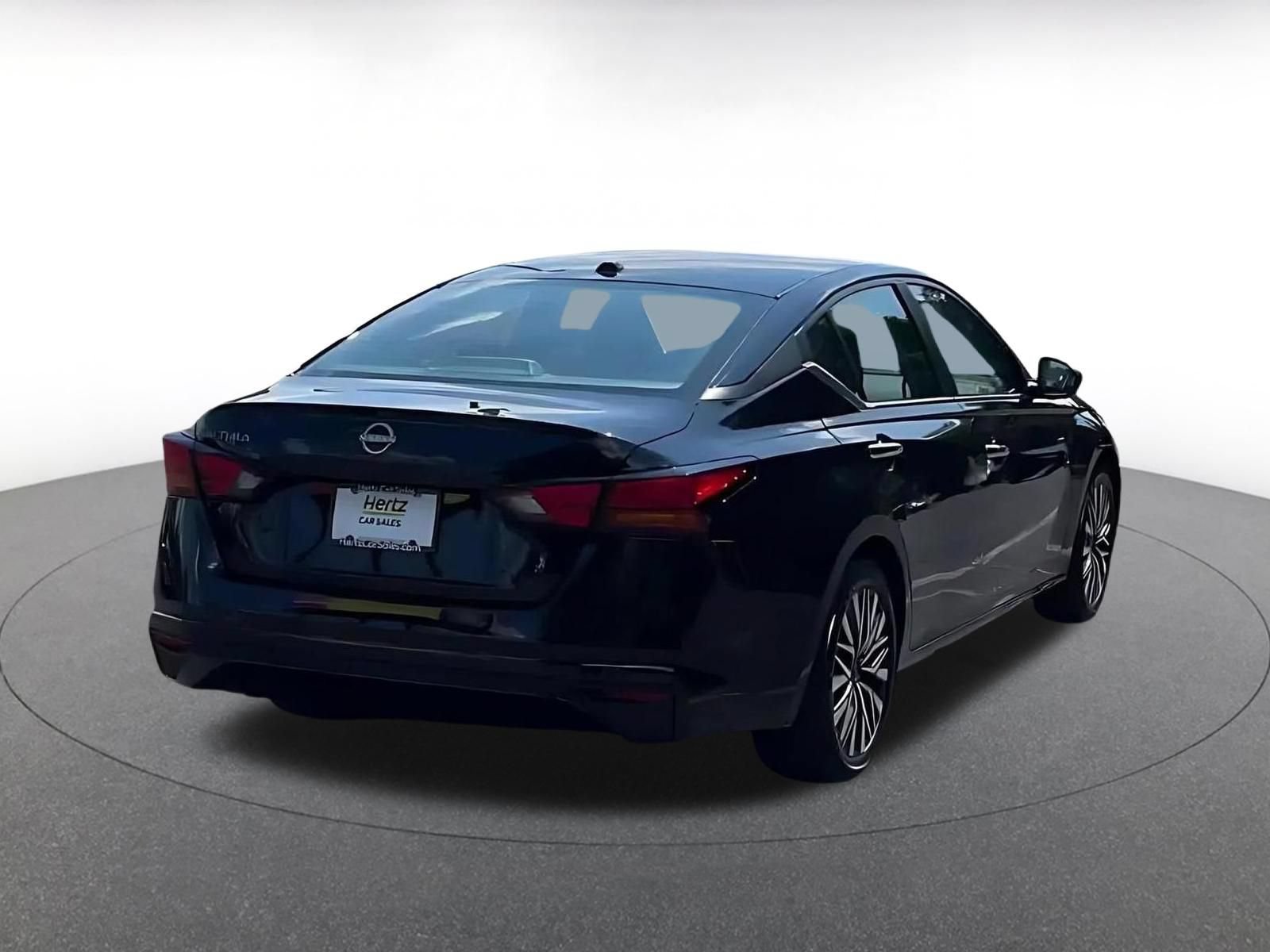 Thumbnail: 2025 Nissan Altima - 13