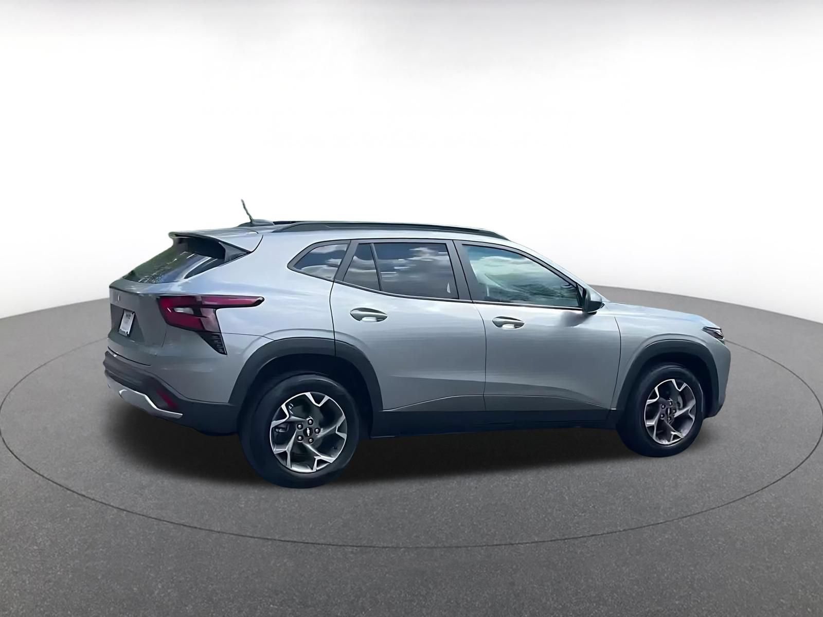 Thumbnail: 2025 Chevrolet Trax - 14