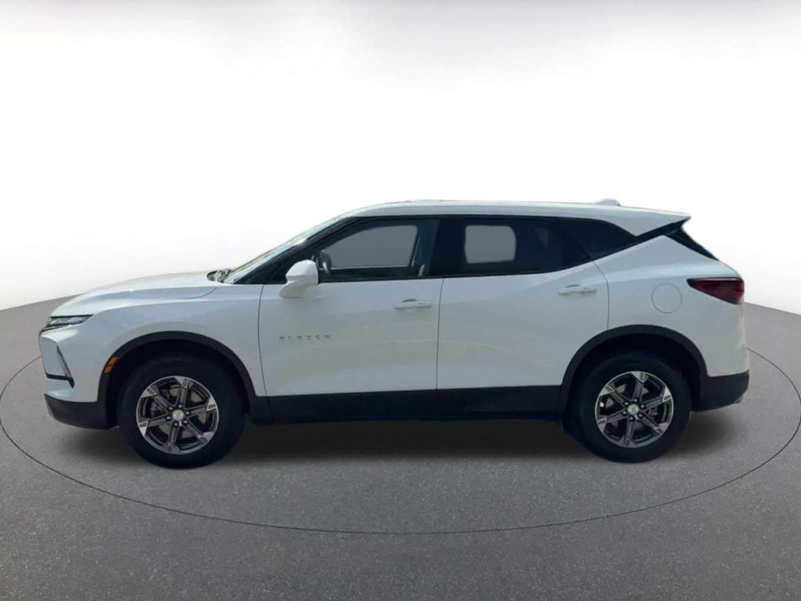 Thumbnail: 2026 Chevrolet Blazer - 8
