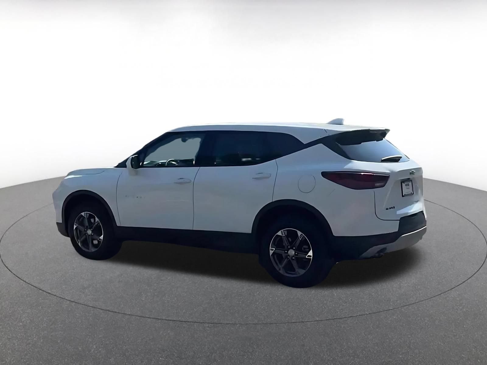 Thumbnail: 2026 Chevrolet Blazer - 9