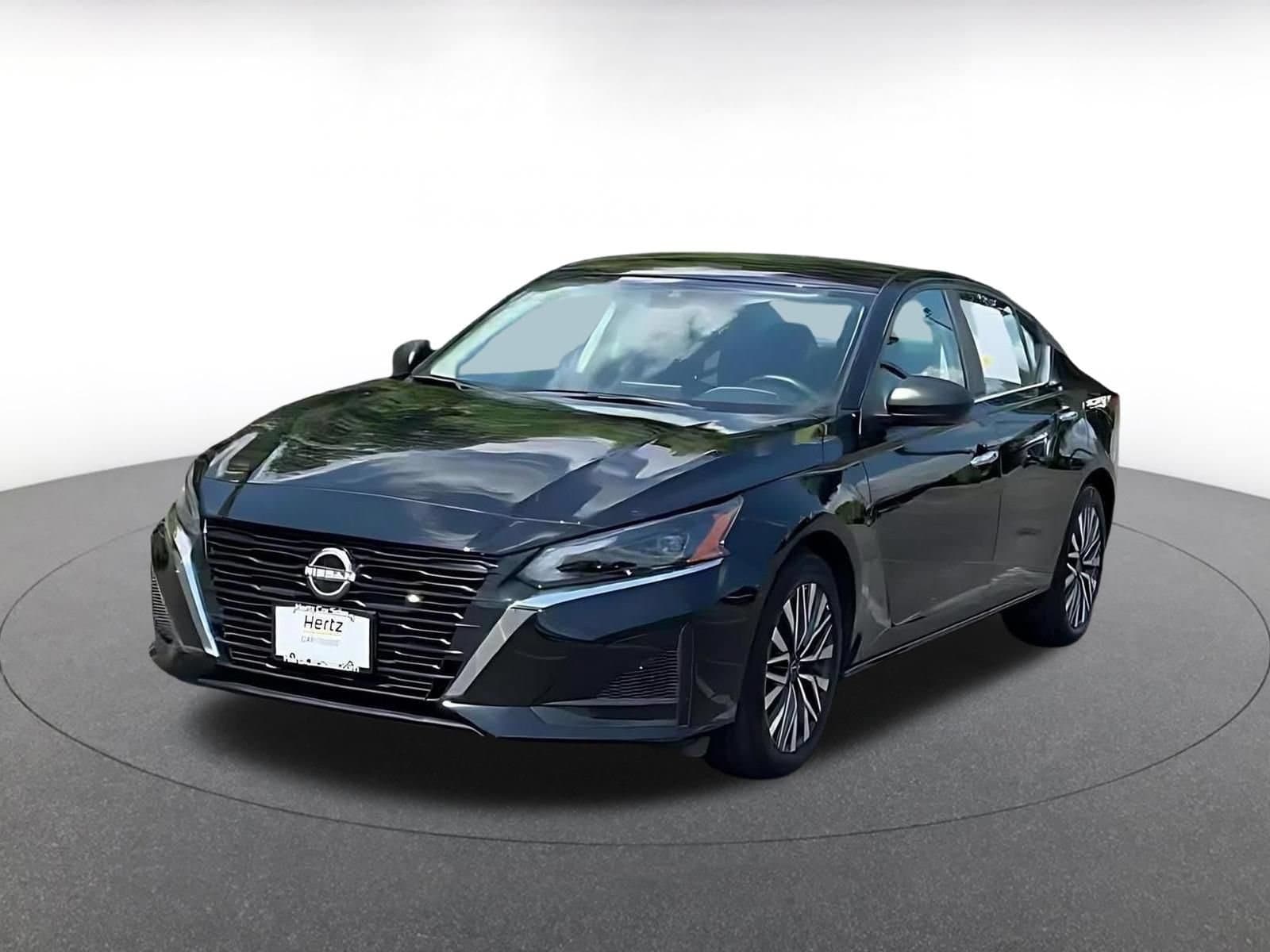 Thumbnail: 2025 Nissan Altima - 6