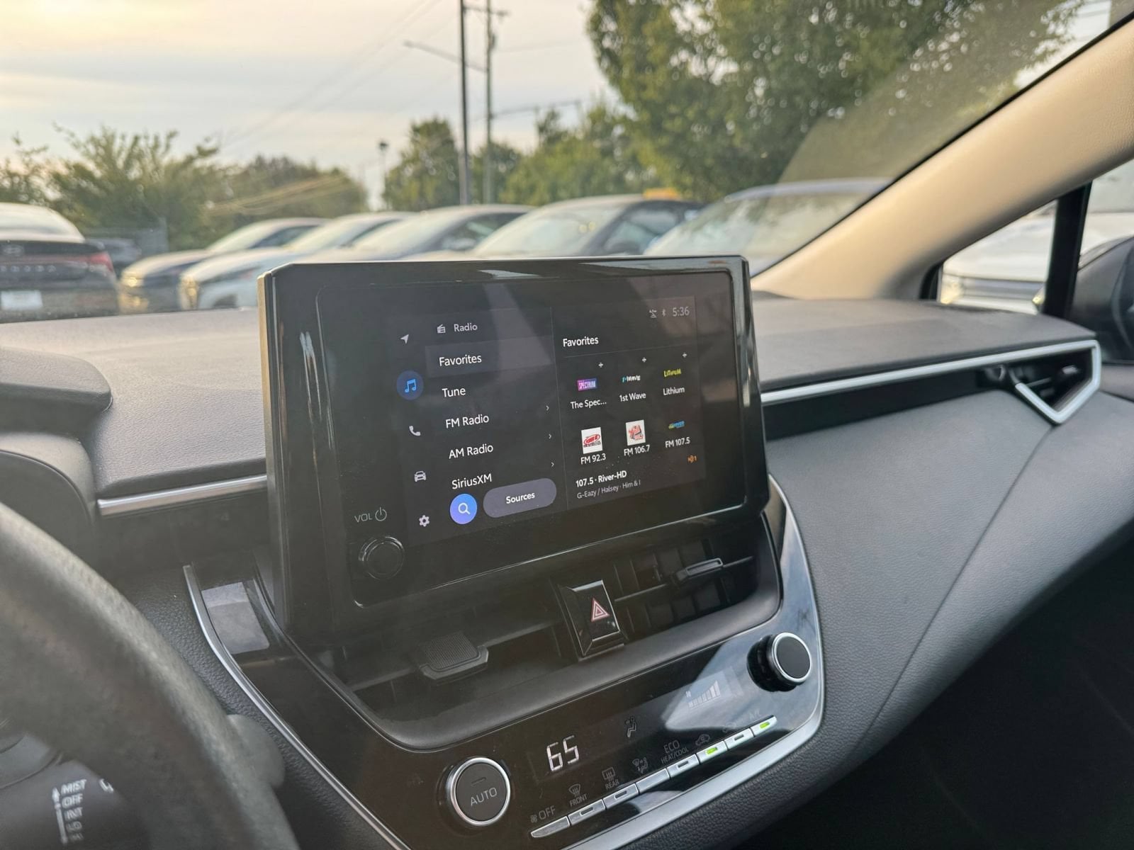 Thumbnail: 2025 Toyota Corolla - 19