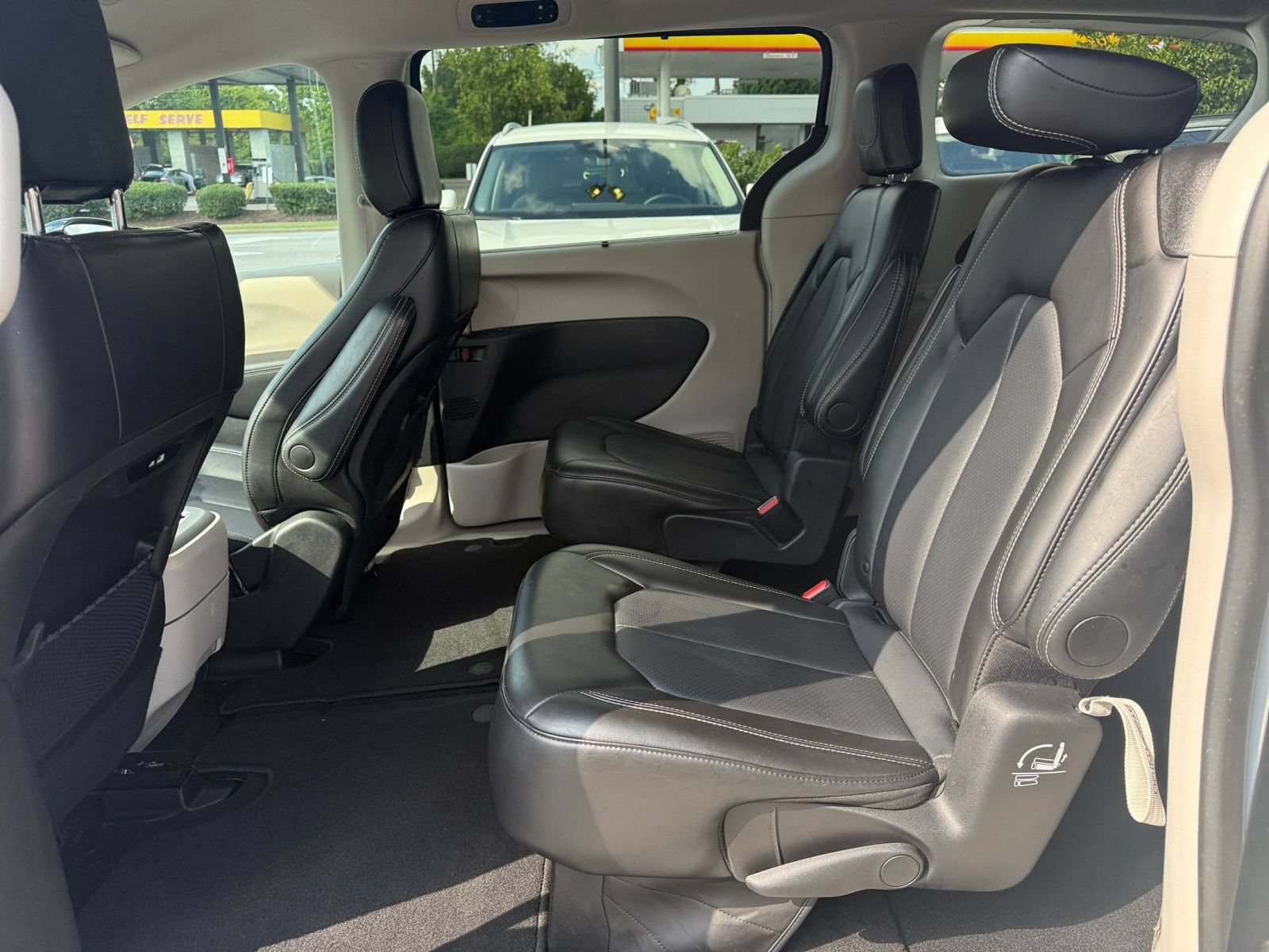 Thumbnail: 2024 Chrysler Pacifica - 27