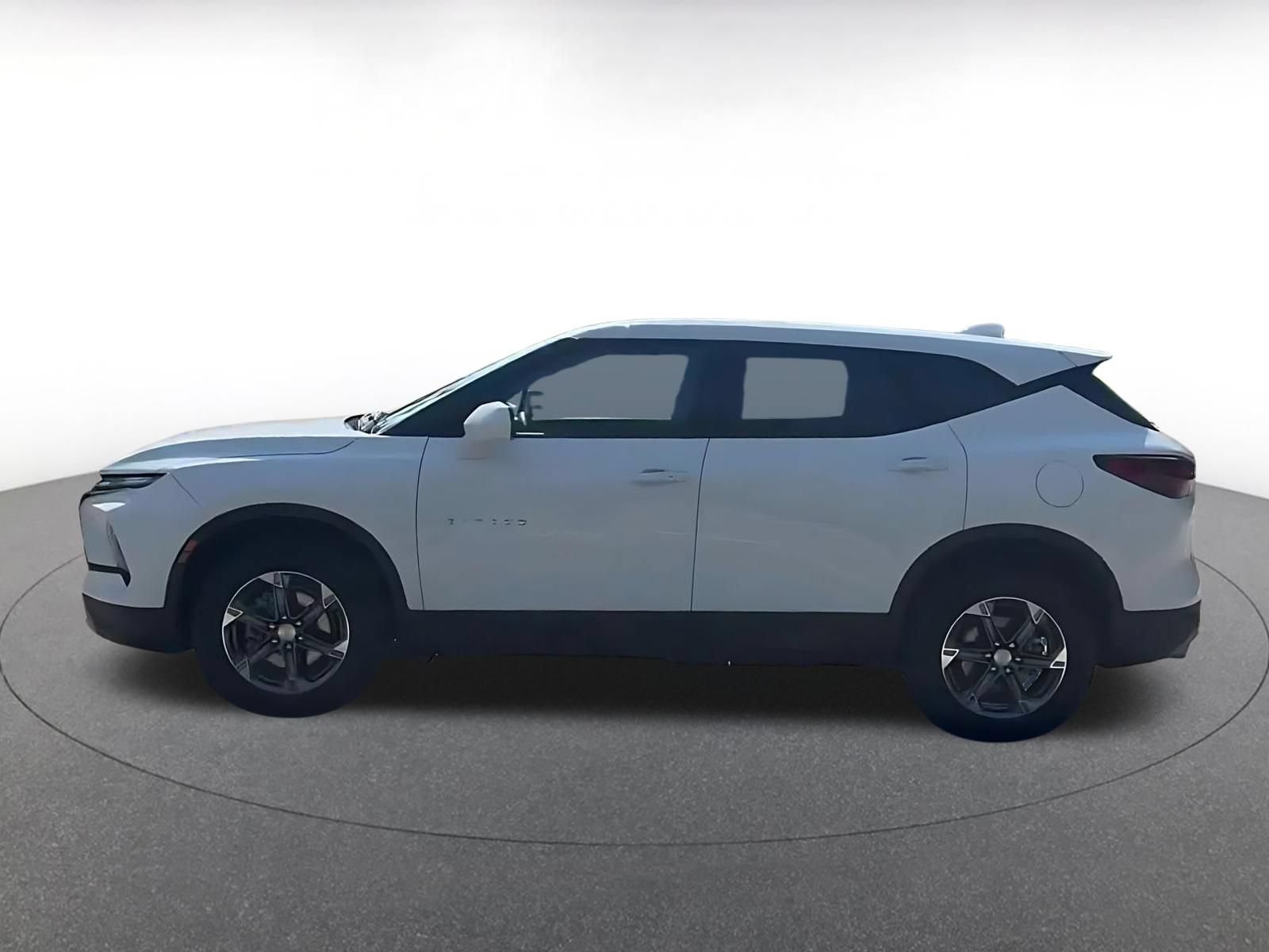 Thumbnail: 2026 Chevrolet Blazer - 8