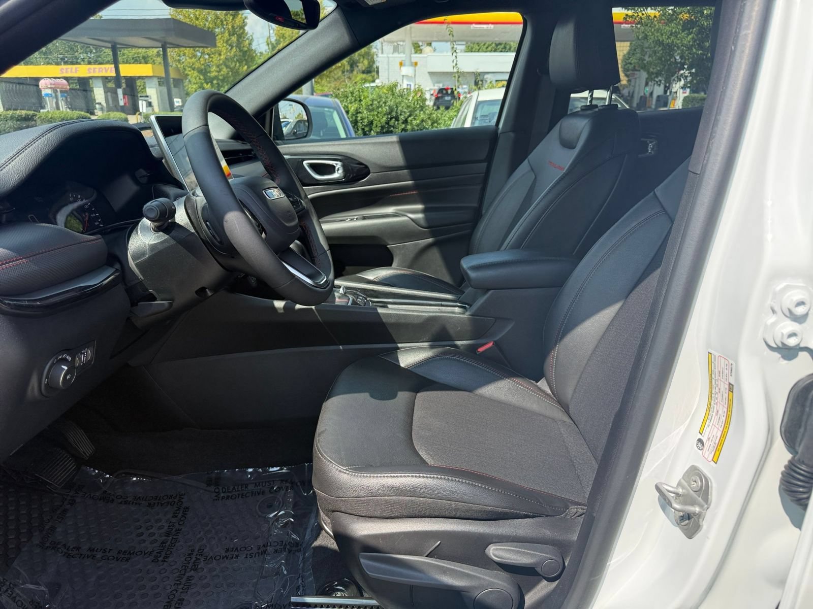 Thumbnail: 2025 Jeep Compass - 25