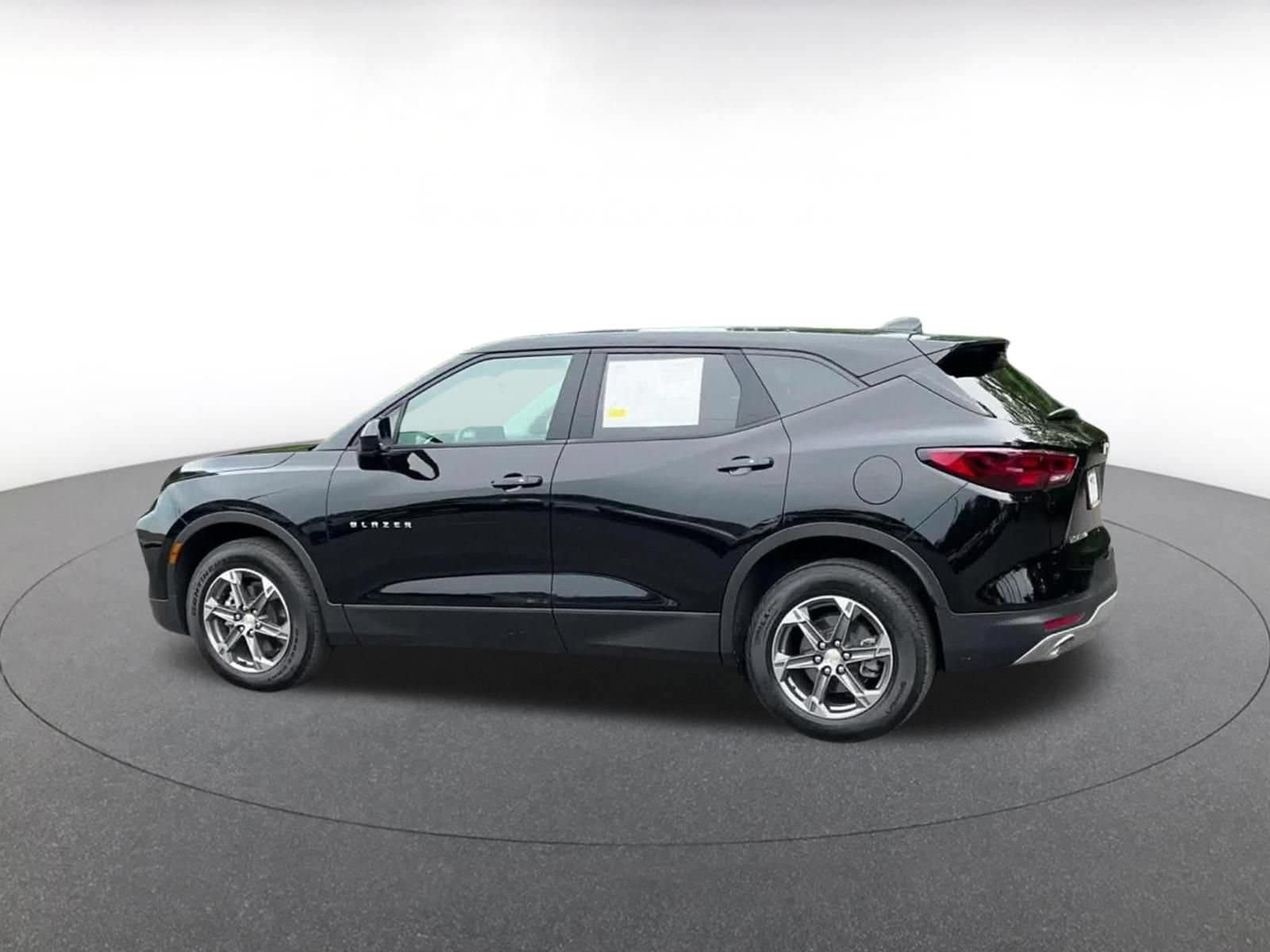 Thumbnail: 2026 Chevrolet Blazer - 8