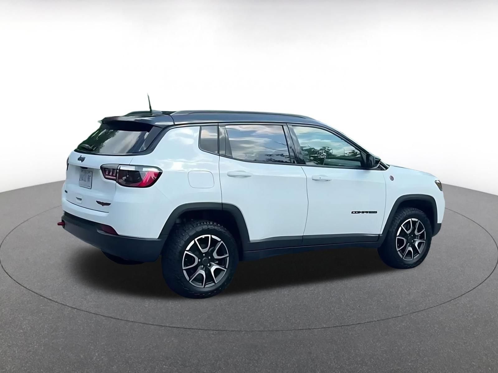 Thumbnail: 2025 Jeep Compass - 14