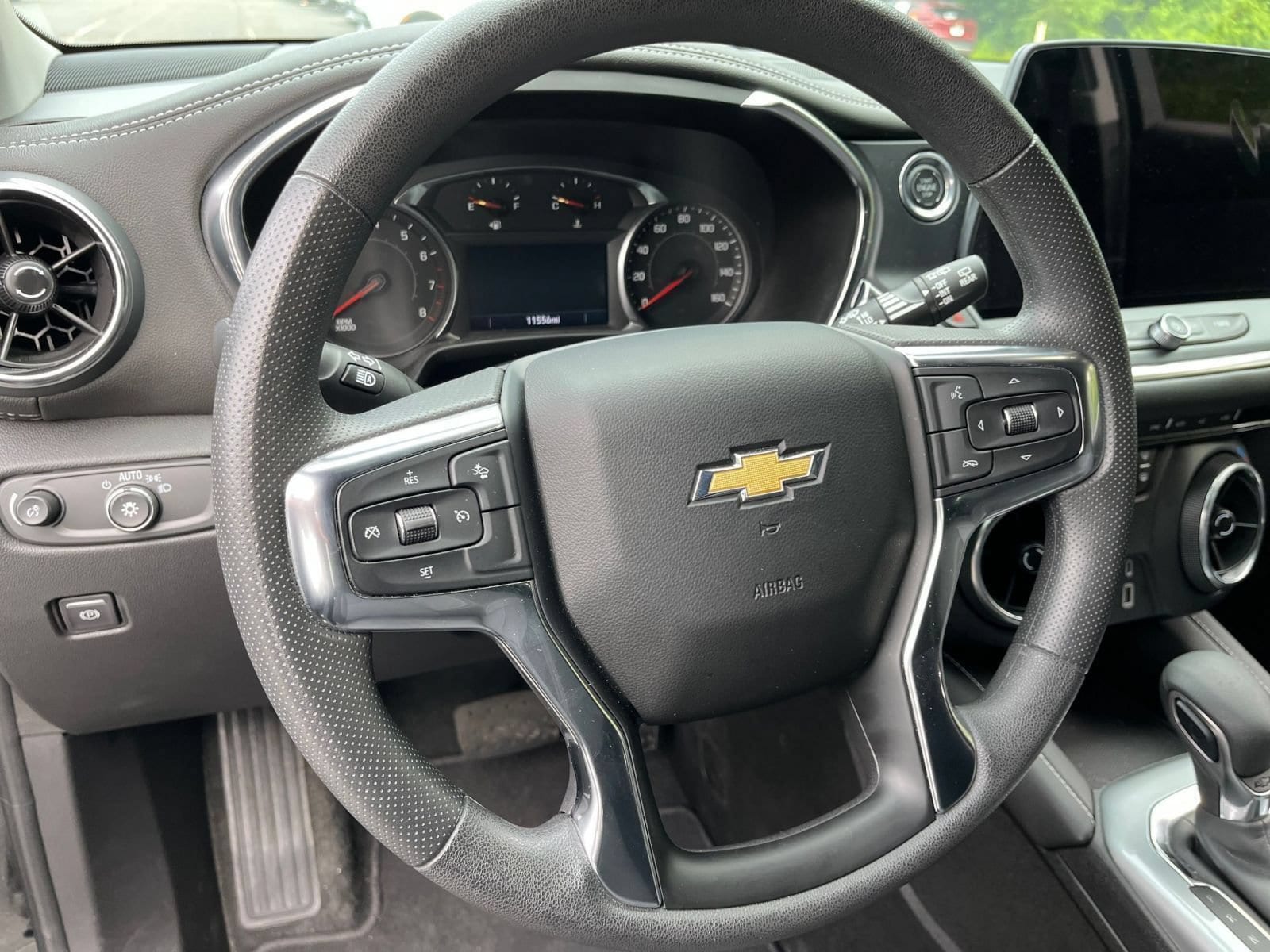 Thumbnail: 2026 Chevrolet Blazer - 32