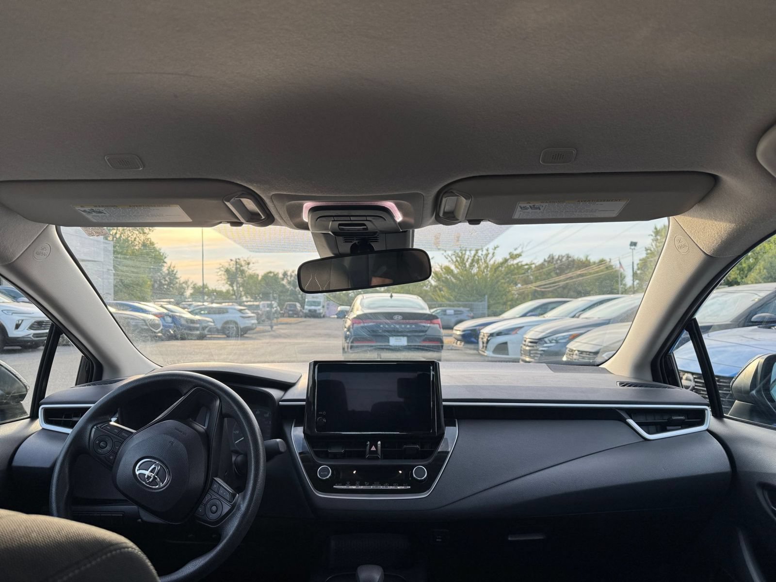 Thumbnail: 2025 Toyota Corolla - 30