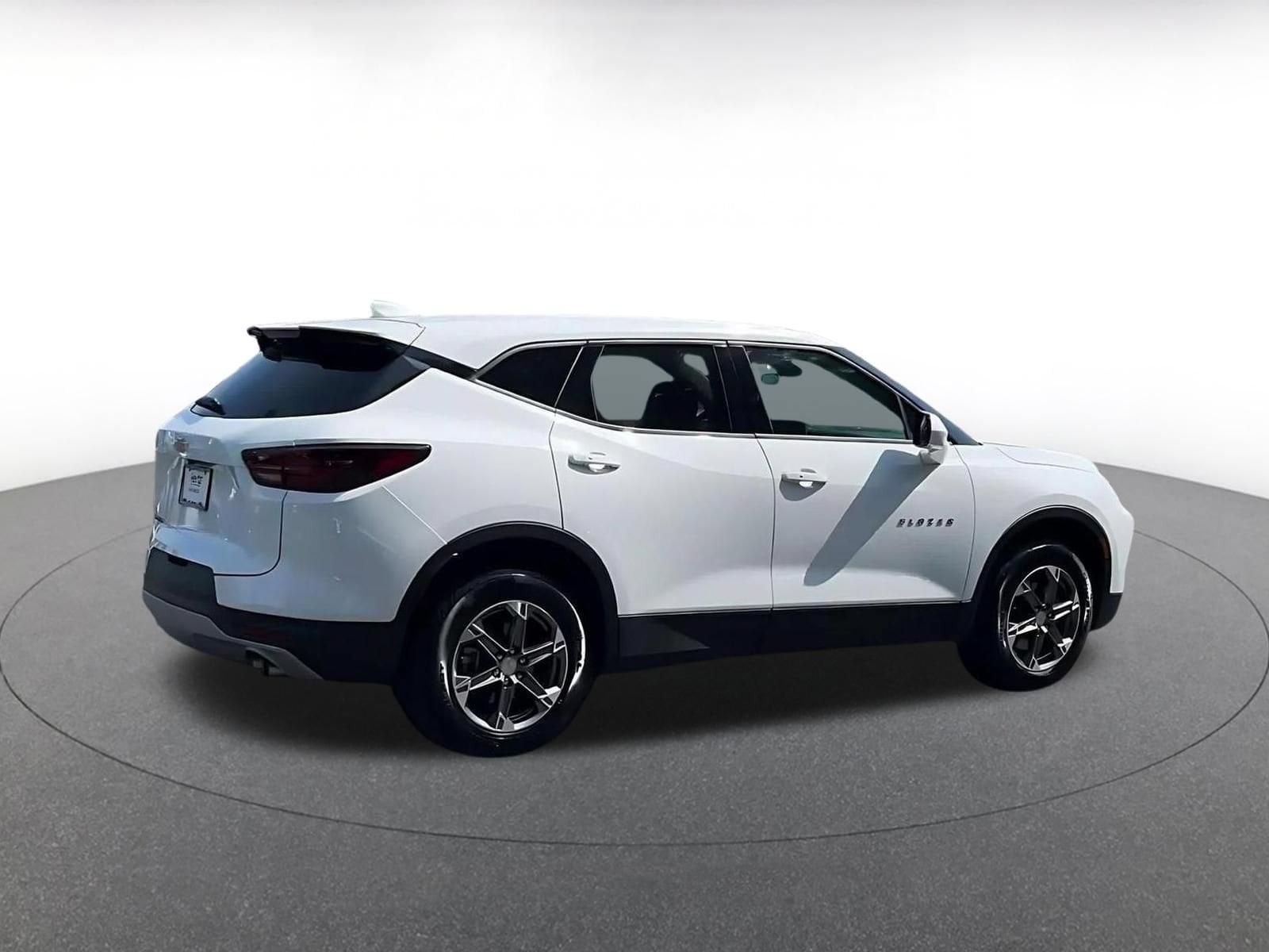 Thumbnail: 2026 Chevrolet Blazer - 14