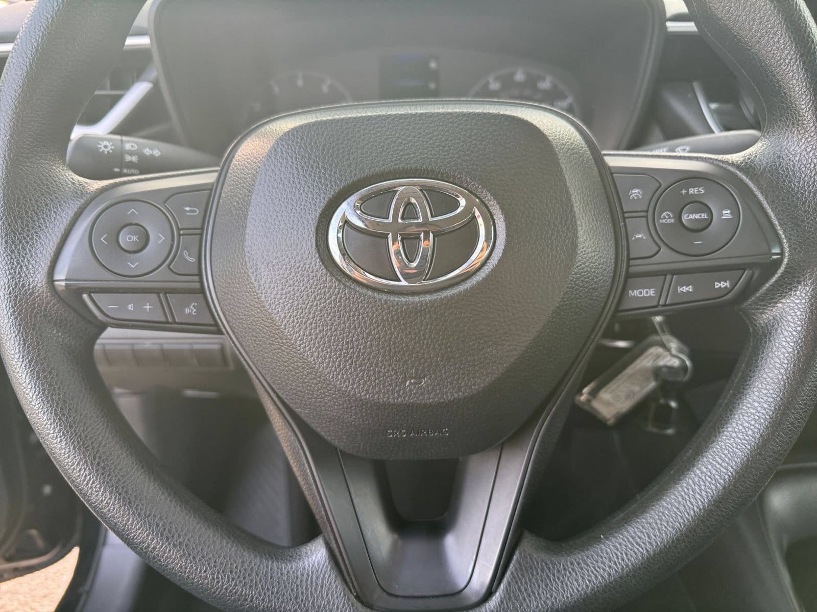 Thumbnail: 2025 Toyota Corolla - 25