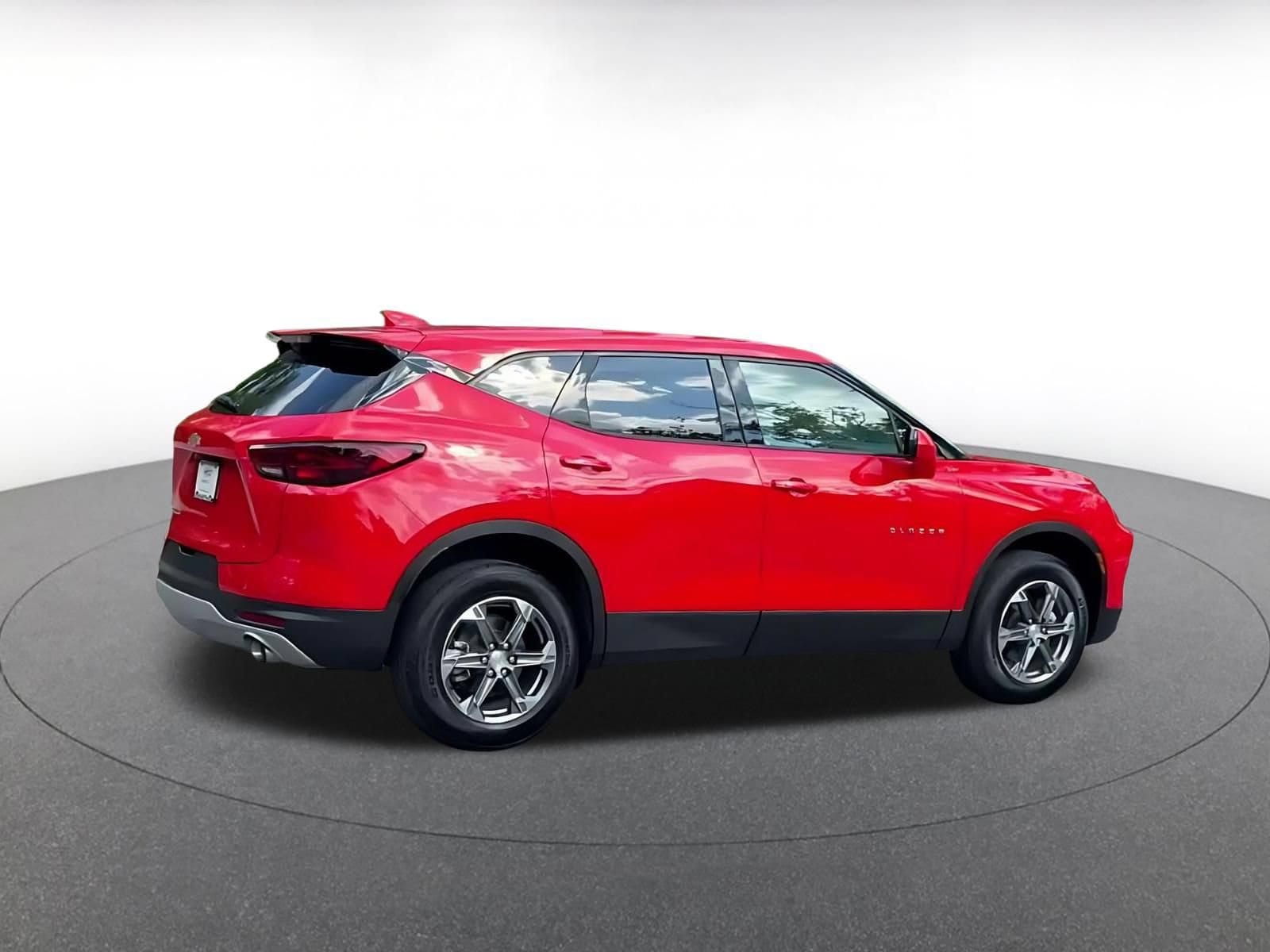 Thumbnail: 2026 Chevrolet Blazer - 13