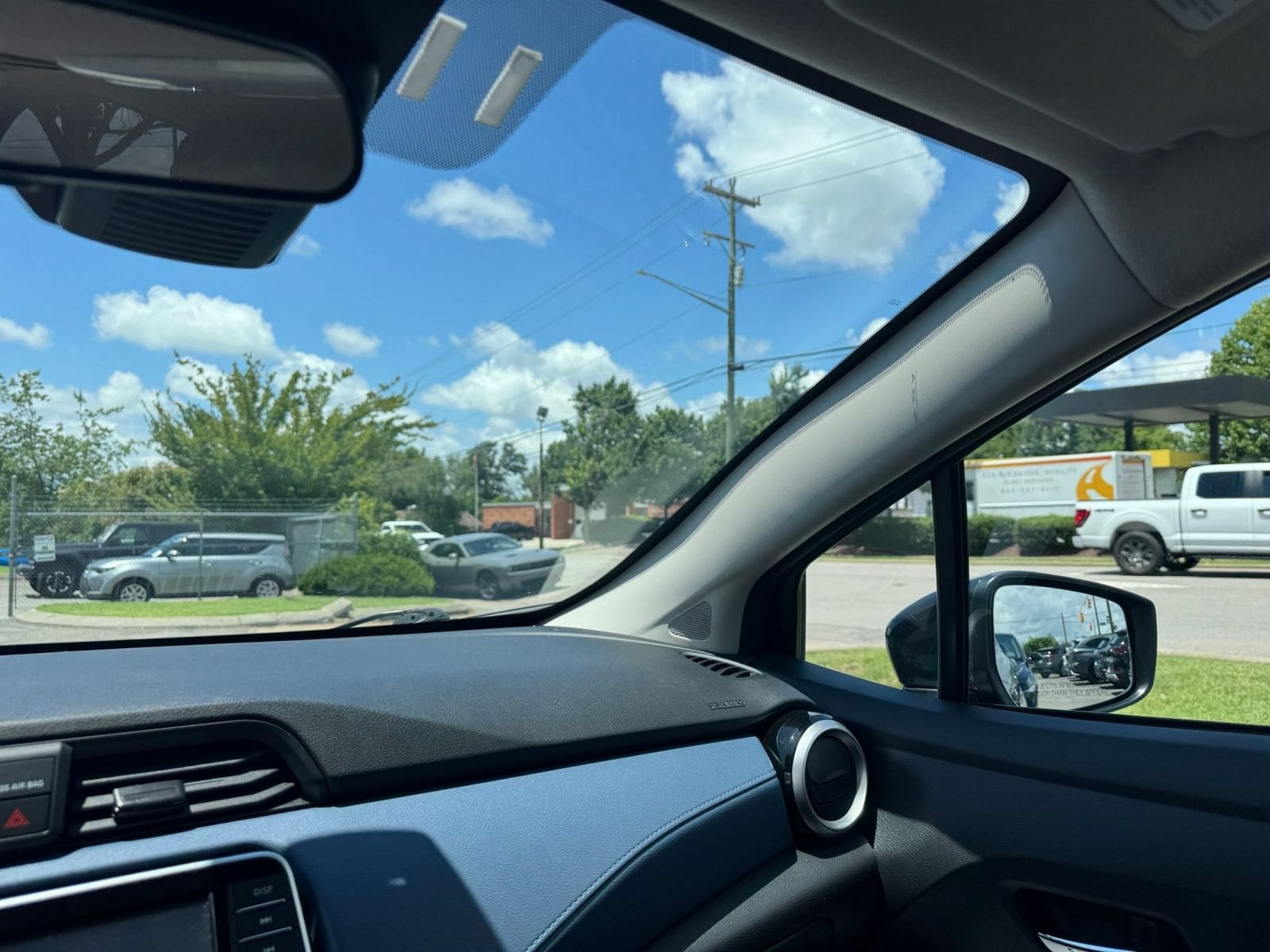 Thumbnail: 2025 Nissan Versa - 32