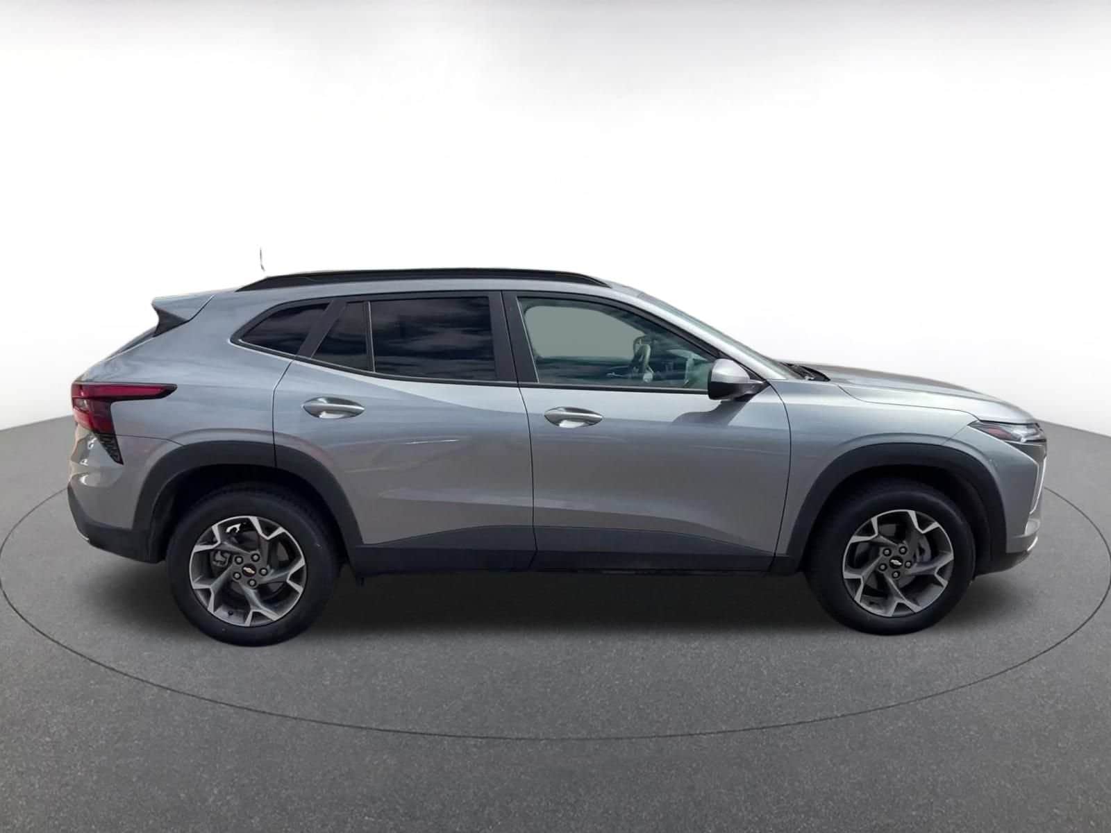 Thumbnail: 2025 Chevrolet Trax - 15