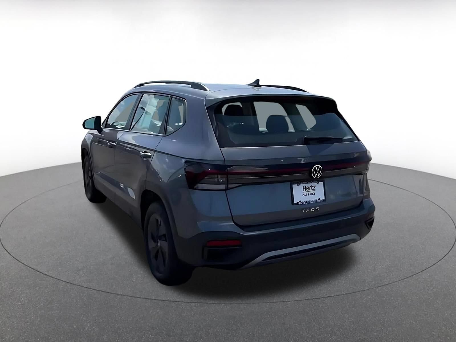 Thumbnail: 2026 Volkswagen Taos - 10