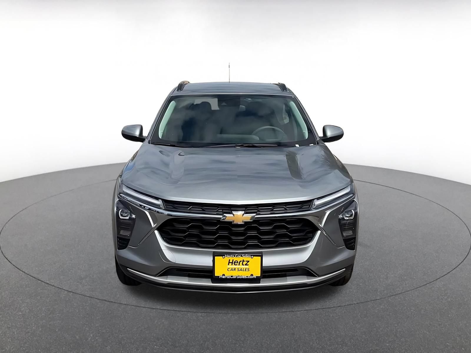 Thumbnail: 2025 Chevrolet Trax - 4