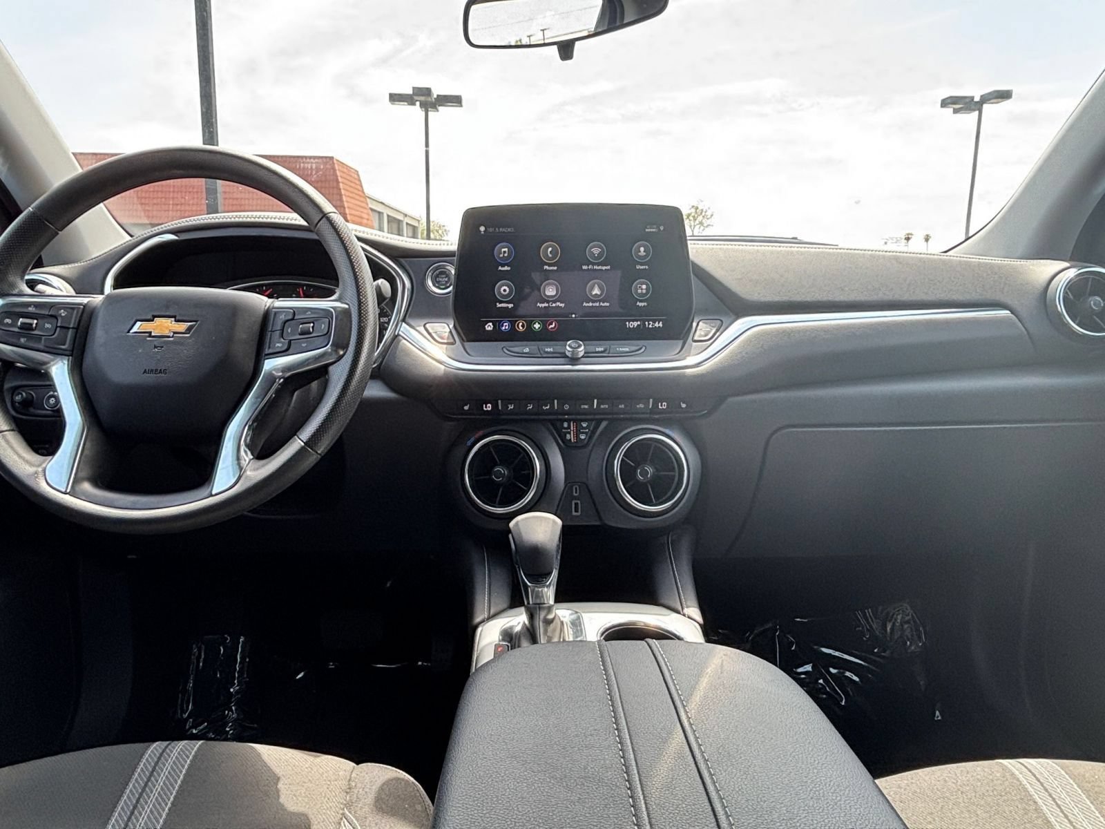 Thumbnail: 2025 Chevrolet Blazer - 33