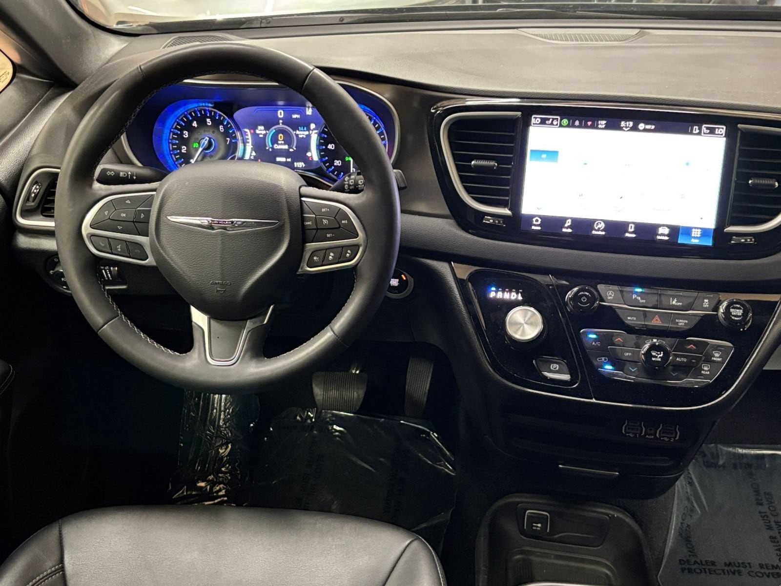 Thumbnail: 2025 Chrysler Pacifica - 35