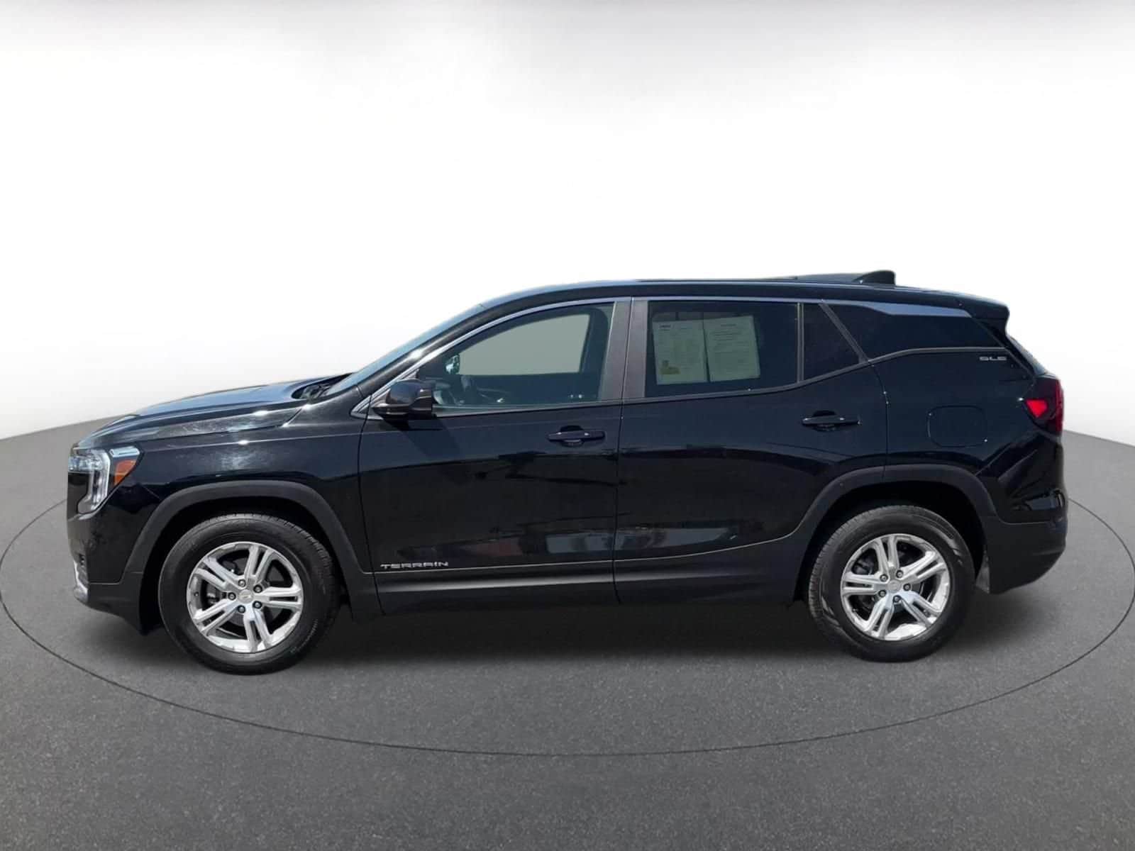 Thumbnail: 2024 GMC Terrain - 8