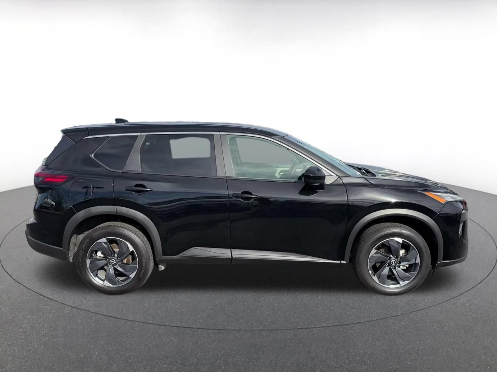 Thumbnail: 2025 Nissan Rogue - 15