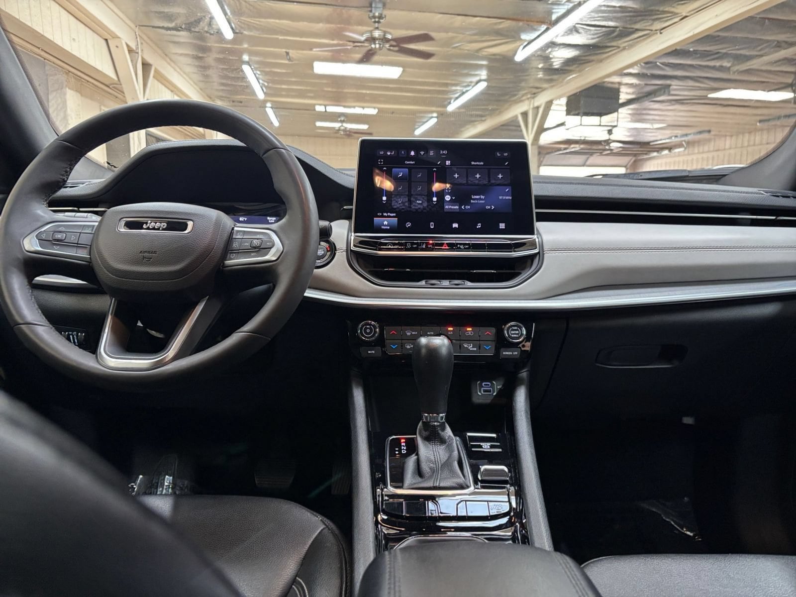 Thumbnail: 2025 Jeep Compass - 33