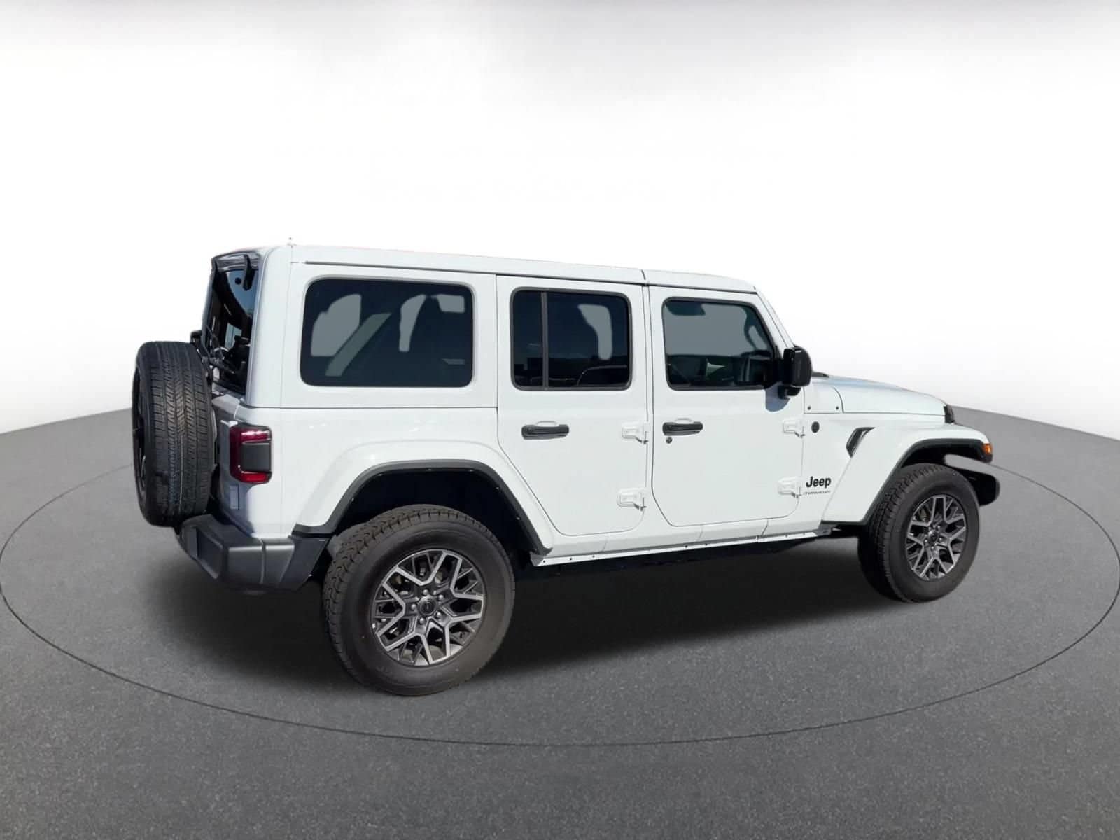 Thumbnail: 2025 Jeep Wrangler - 13