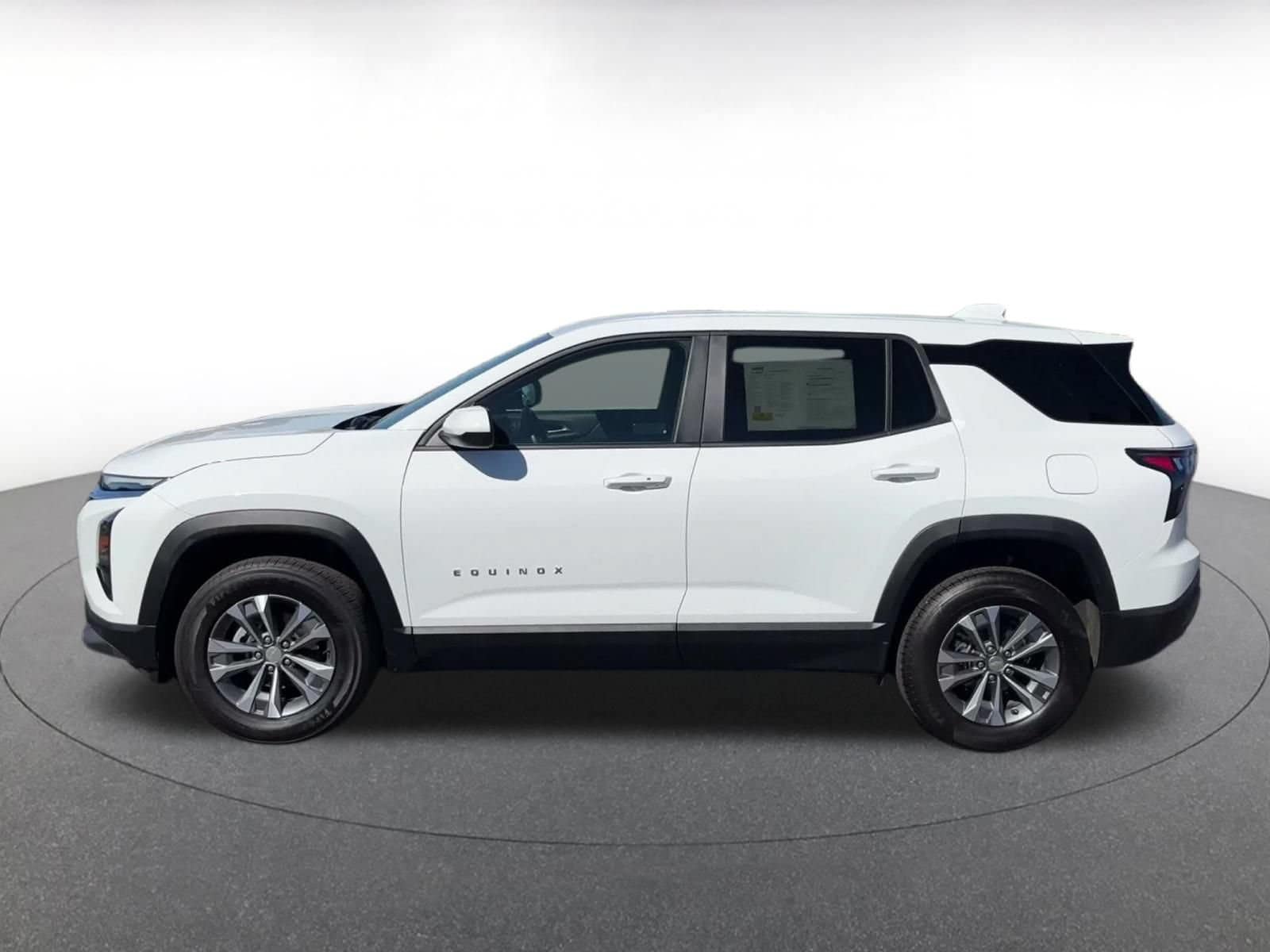 Thumbnail: 2025 Chevrolet Equinox - 8