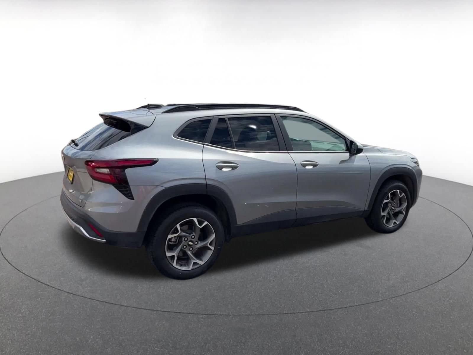 Thumbnail: 2025 Chevrolet Trax - 14