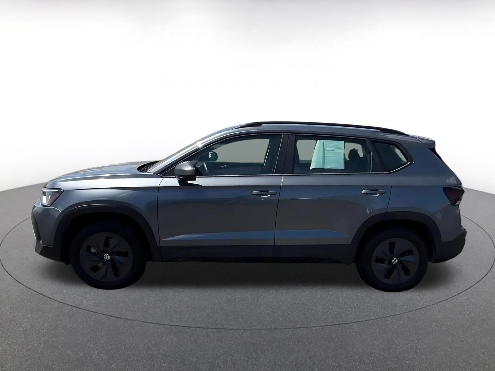 Thumbnail: 2026 Volkswagen Taos - 8