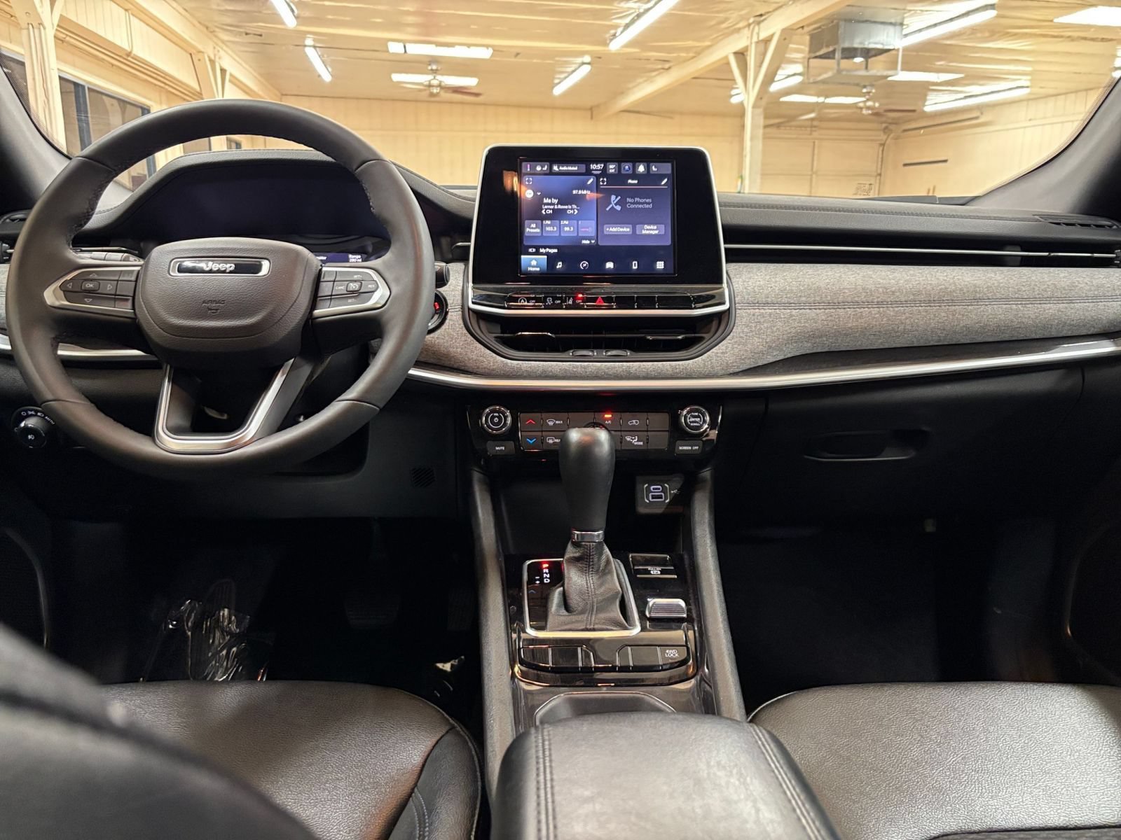 Thumbnail: 2025 Jeep Compass - 32