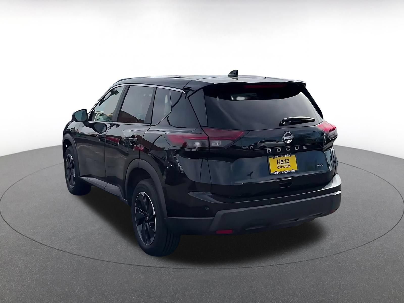 Thumbnail: 2025 Nissan Rogue - 10