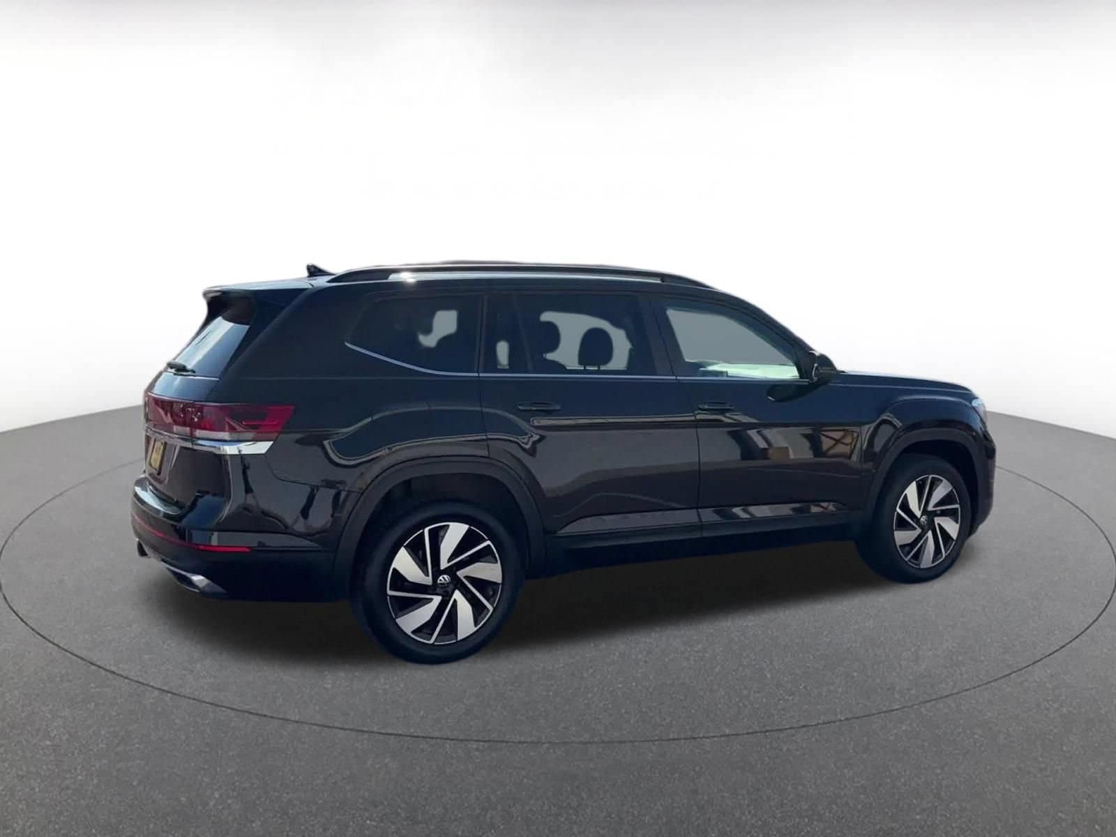 Thumbnail: 2024 Volkswagen Atlas - 13