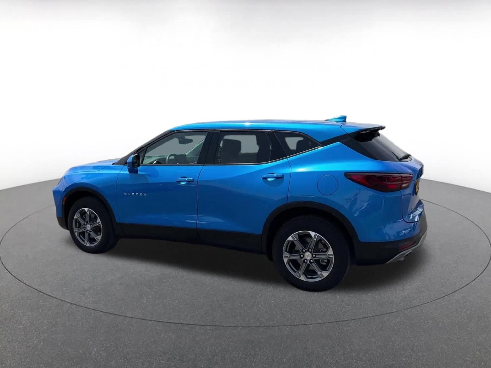 Thumbnail: 2025 Chevrolet Blazer - 9