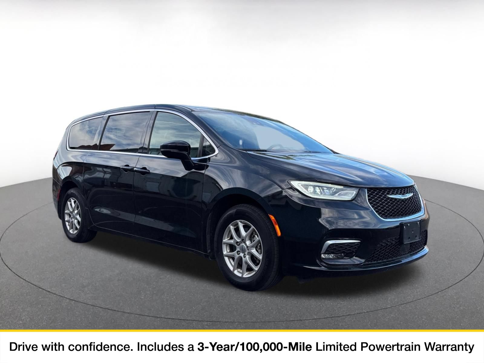Thumbnail: 2025 Chrysler Pacifica - 1