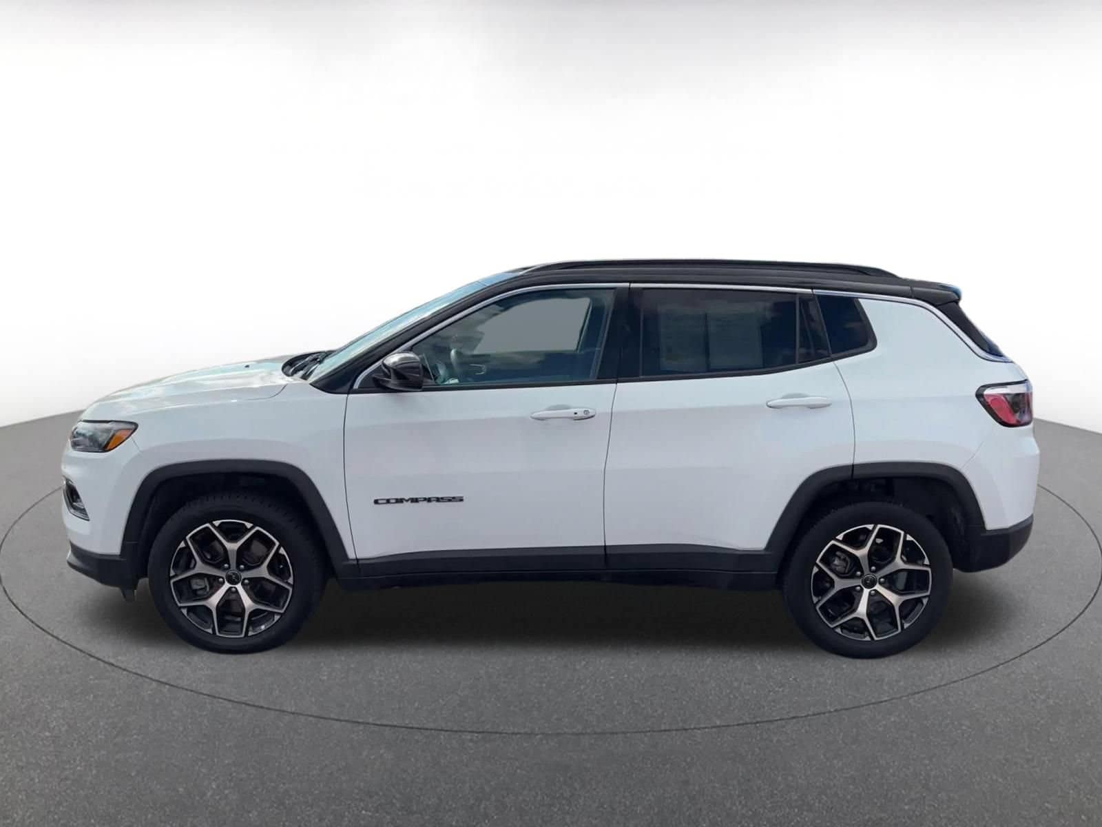 Thumbnail: 2025 Jeep Compass - 8