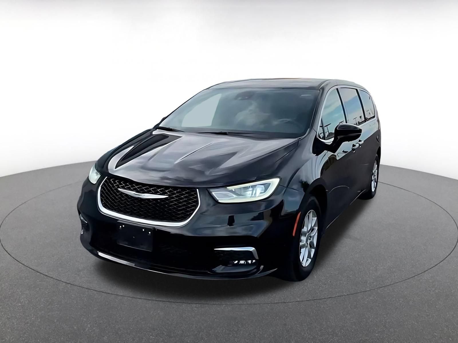 Thumbnail: 2025 Chrysler Pacifica - 6